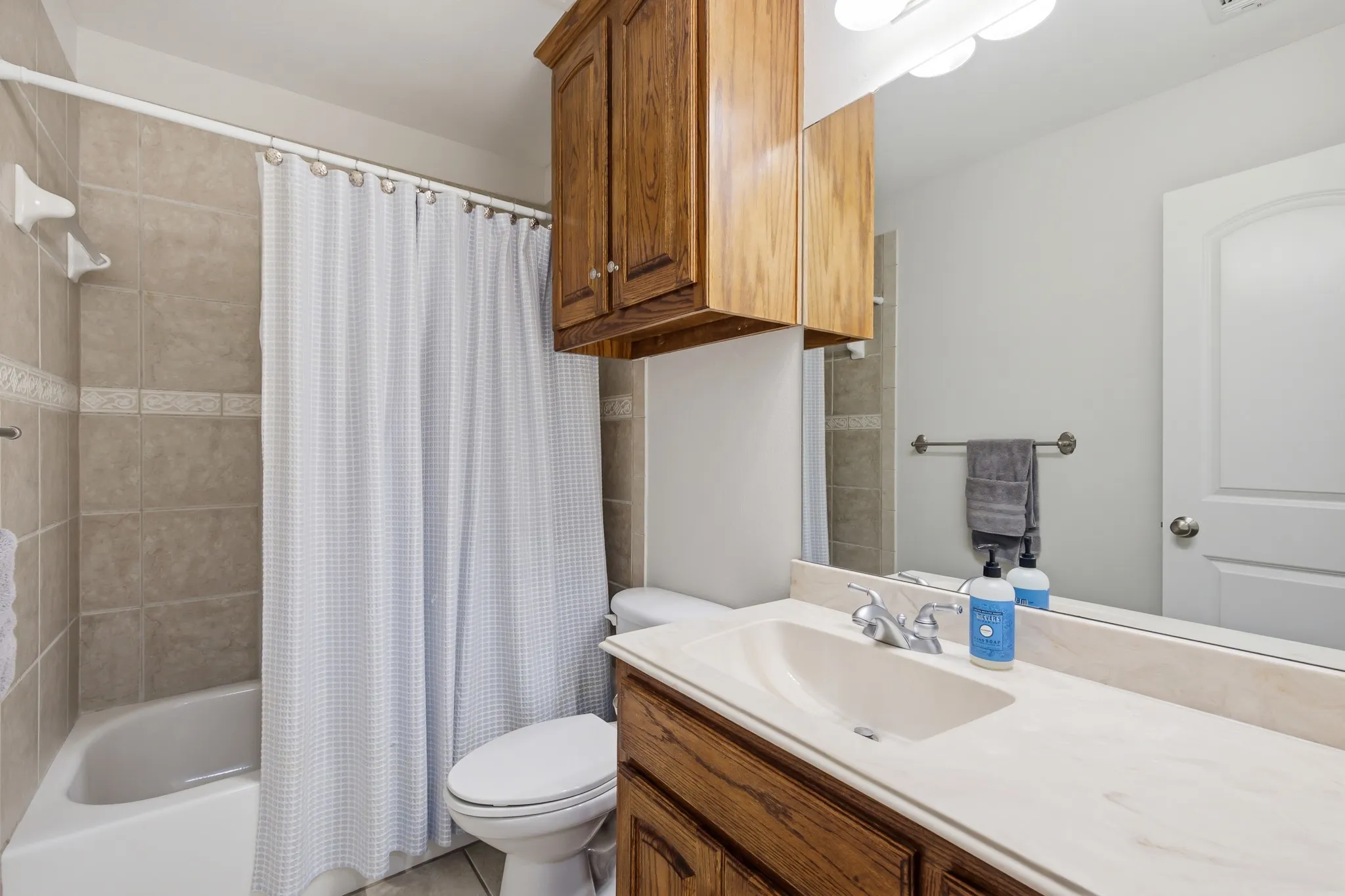  2 full baths upstairs