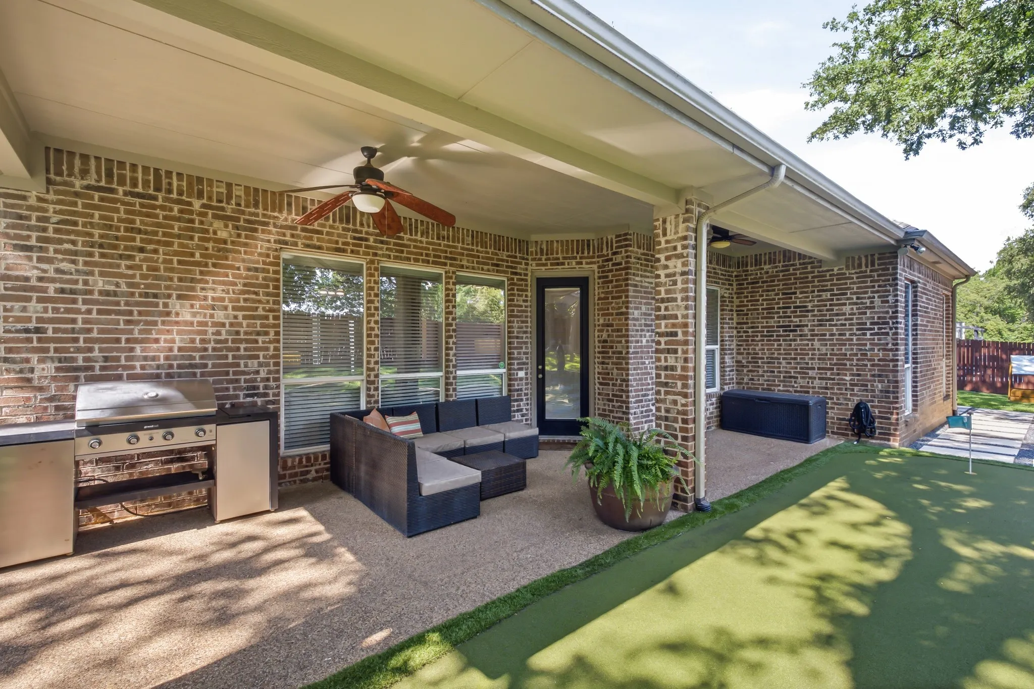Single Family Residence For Sale in Tarrant County , 710 Knott Court, Euless, Texas 76039, 4 Bedroom, 4 Bathroom, 3 Garage spaces, 3,176 Sqft, built in 2004, mls#21315864, Real Estate Agent in Euless, Homes For Sale in Tarrant county, Homes For Sale in Euless, Realtor in Euless Texas, Real Estate Brokerage Independent Realty Texas, Luminita Cordes Realtor