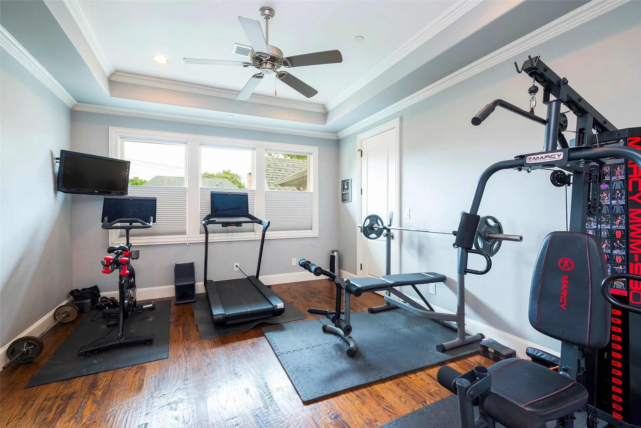 Single Family Residence For Sale in Dallas County , 3309 Northwest Parkway, University Park, Texas 75225, 5 Bedroom, 5 Bathroom, 2 Garage spaces, 5,008 Sqft, built in 2012, mls#21324612, Real Estate Agent in University Park, Homes For Sale in Dallas county, Homes For Sale in University Park, Realtor in University Park Texas, Real Estate Brokerage Independent Realty Texas, Luminita Cordes Realtor