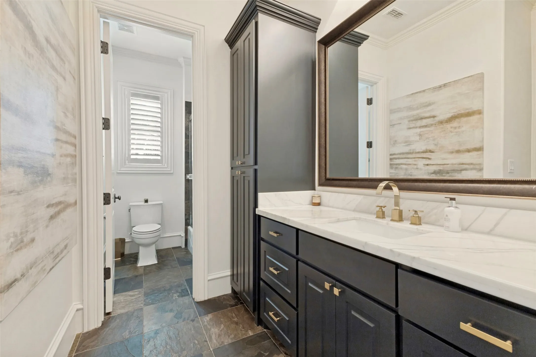 Single Family Residence For Sale in Dallas County , 3309 Northwest Parkway, University Park, Texas 75225, 5 Bedroom, 5 Bathroom, 2 Garage spaces, 5,008 Sqft, built in 2012, mls#21324612, Real Estate Agent in University Park, Homes For Sale in Dallas county, Homes For Sale in University Park, Realtor in University Park Texas, Real Estate Brokerage Independent Realty Texas, Luminita Cordes Realtor