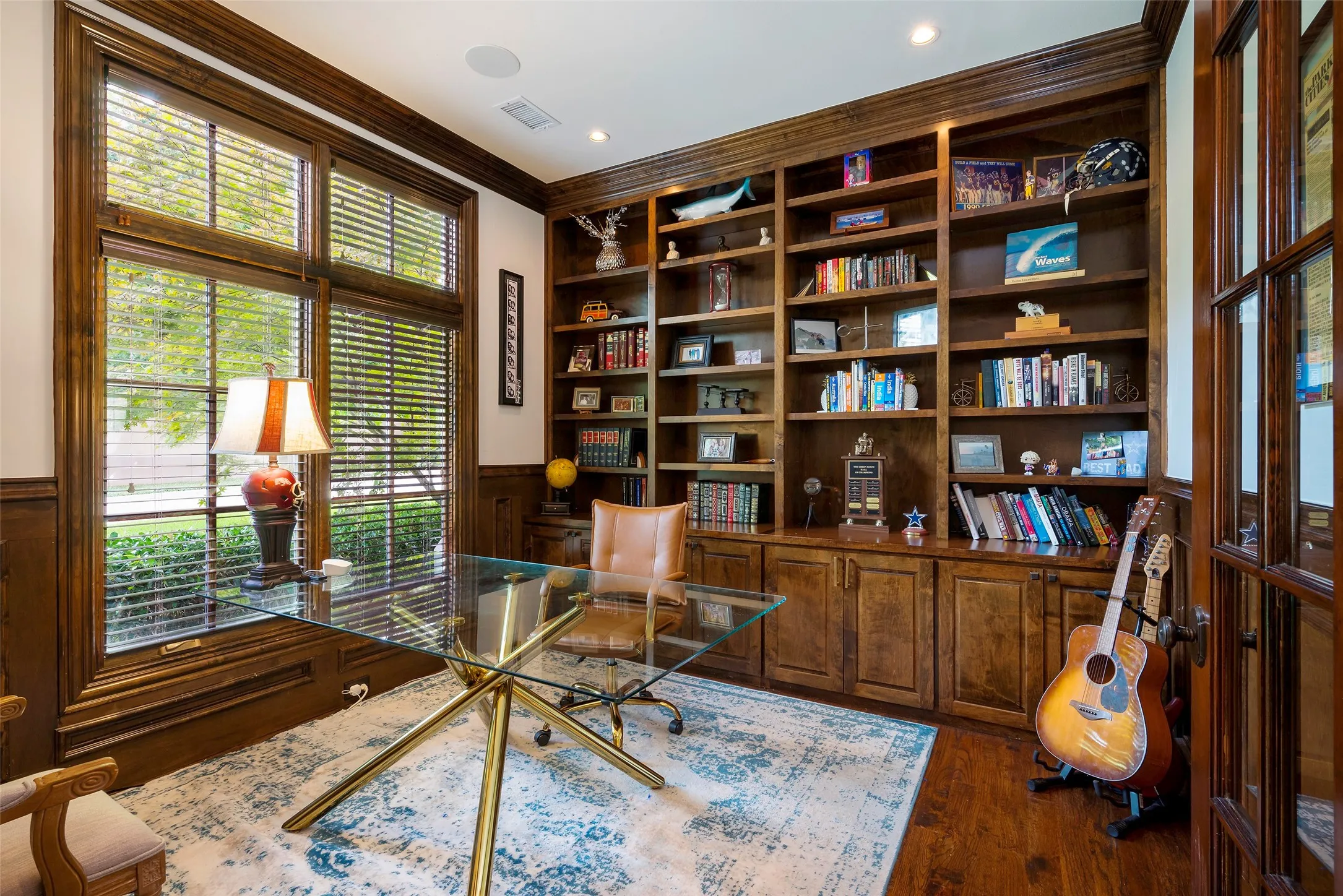 Single Family Residence For Sale in Dallas County , 3309 Northwest Parkway, University Park, Texas 75225, 5 Bedroom, 5 Bathroom, 2 Garage spaces, 5,008 Sqft, built in 2012, mls#21324612, Real Estate Agent in University Park, Homes For Sale in Dallas county, Homes For Sale in University Park, Realtor in University Park Texas, Real Estate Brokerage Independent Realty Texas, Luminita Cordes Realtor