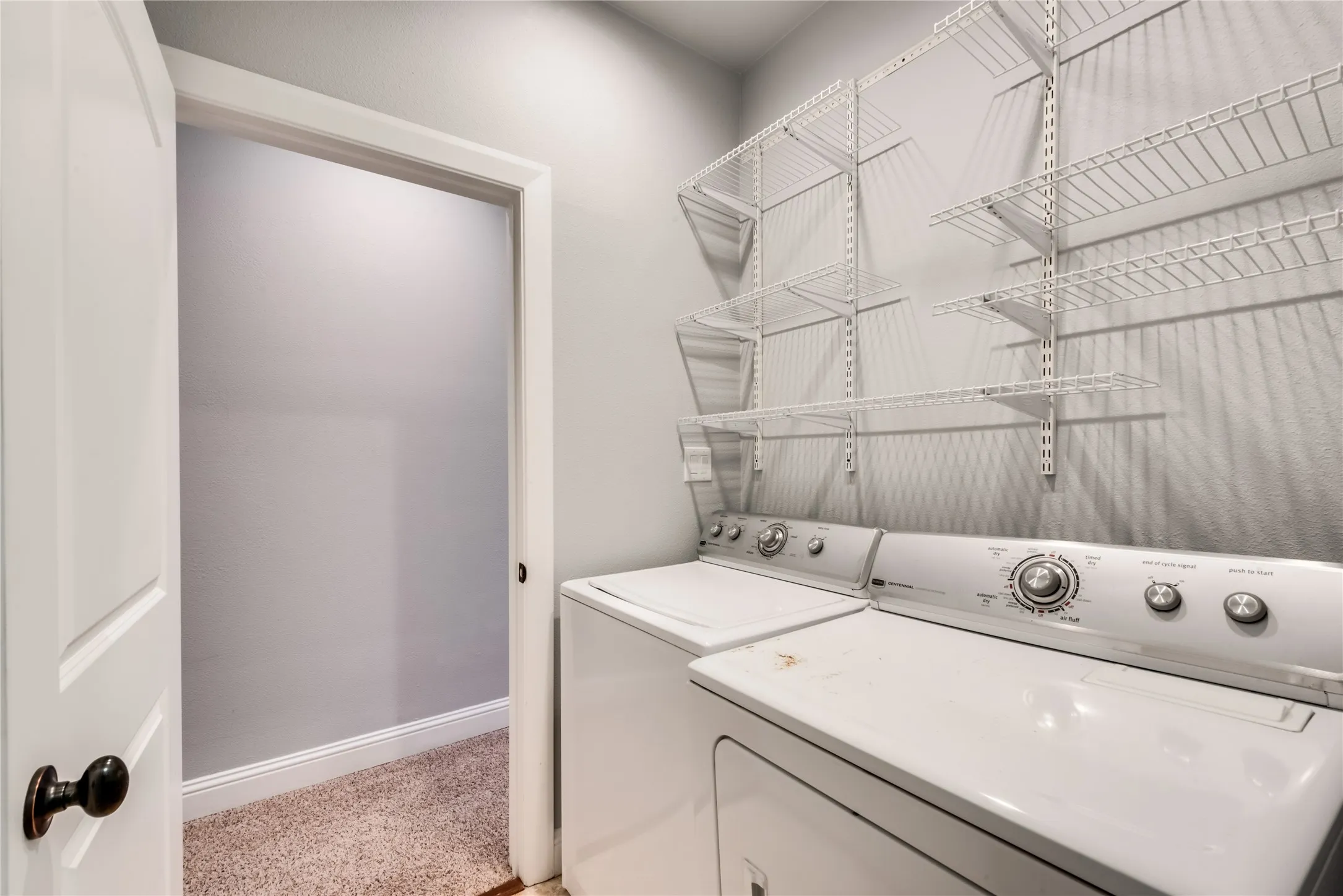 Townhouse For Rent in Dallas County , 3619 Edgar Place, Dallas, Texas 75204, 2 Bedroom, 3 Bathroom, 2 Garage spaces, 2,116 Sqft, built in 2005, mls#21324766, Real Estate Agent in Dallas, Homes For Rent in Dallas county, Homes For Rent in Dallas, Realtor in Dallas Texas, Real Estate Brokerage Independent Realty Texas, Luminita Cordes Realtor