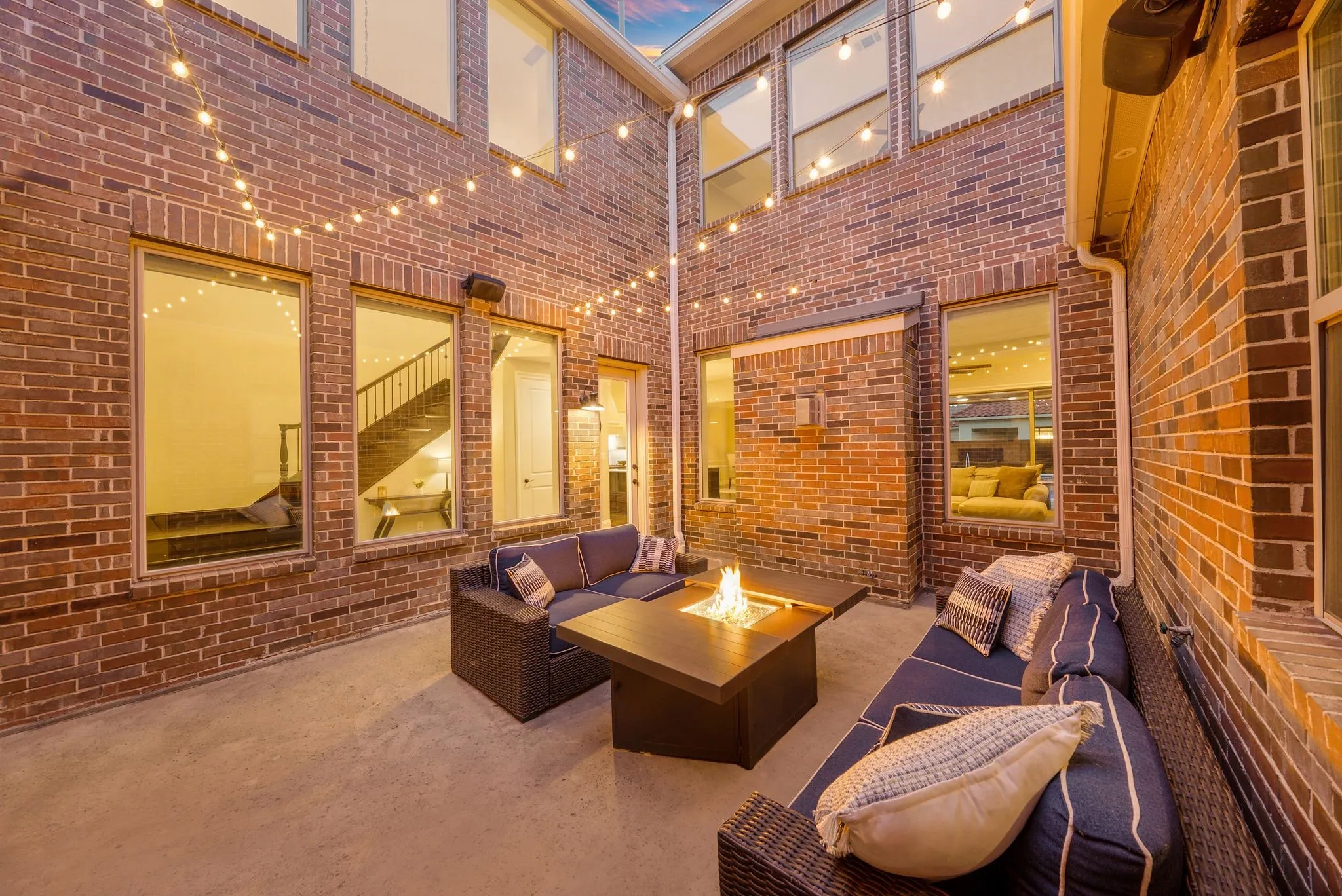 Single Family Residence For Sale in Denton County , 762 Spurlock Street, Frisco, Texas 75036, 4 Bedroom, 4 Bathroom, 5 Garage spaces, 4,267 Sqft, built in 2019, mls#21316479, Real Estate Agent in Frisco, Homes For Sale in Denton county, Homes For Sale in Frisco, Realtor in Frisco Texas, Real Estate Brokerage Independent Realty Texas, Luminita Cordes Realtor
