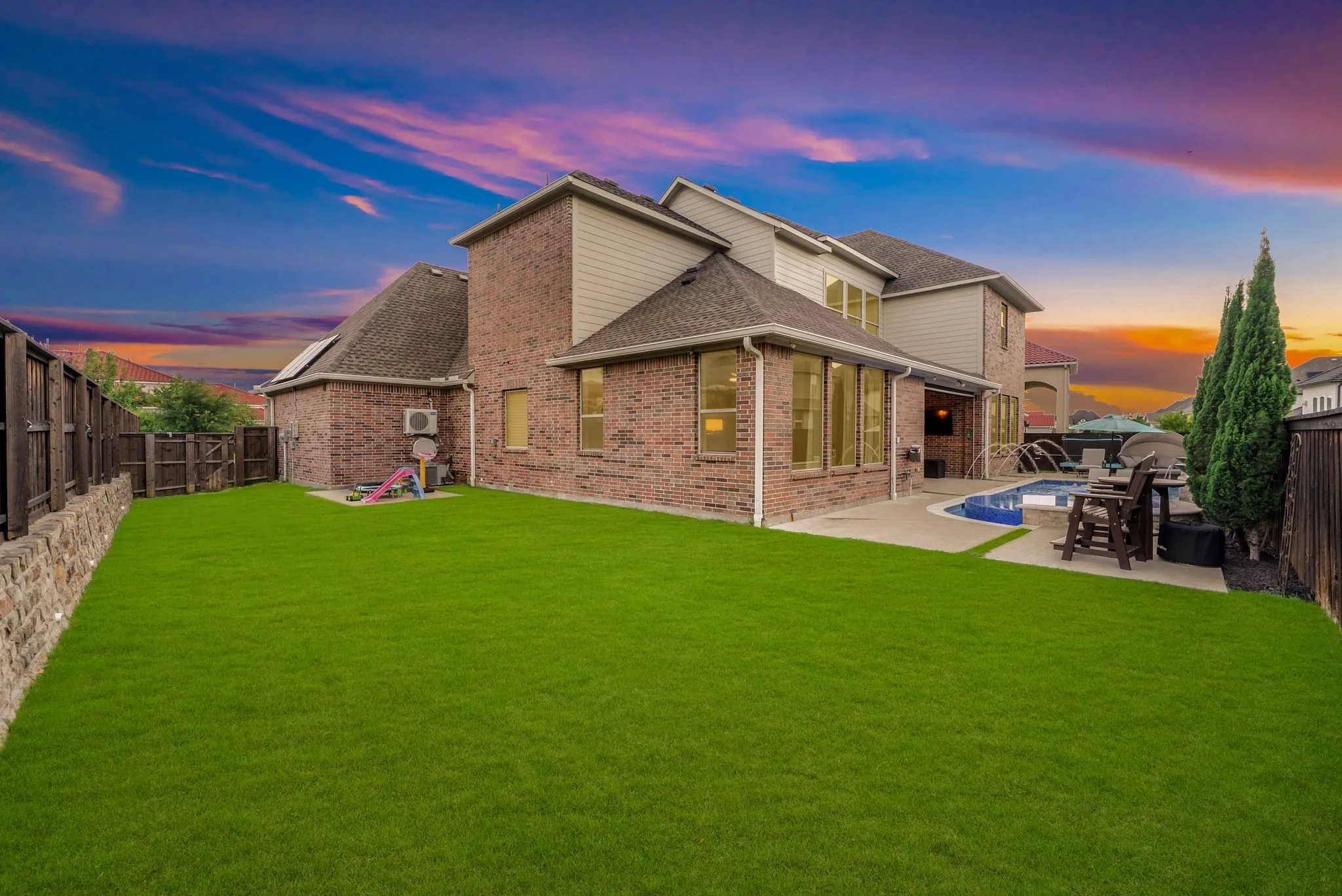 Single Family Residence For Sale in Denton County , 762 Spurlock Street, Frisco, Texas 75036, 4 Bedroom, 4 Bathroom, 5 Garage spaces, 4,267 Sqft, built in 2019, mls#21316479, Real Estate Agent in Frisco, Homes For Sale in Denton county, Homes For Sale in Frisco, Realtor in Frisco Texas, Real Estate Brokerage Independent Realty Texas, Luminita Cordes Realtor