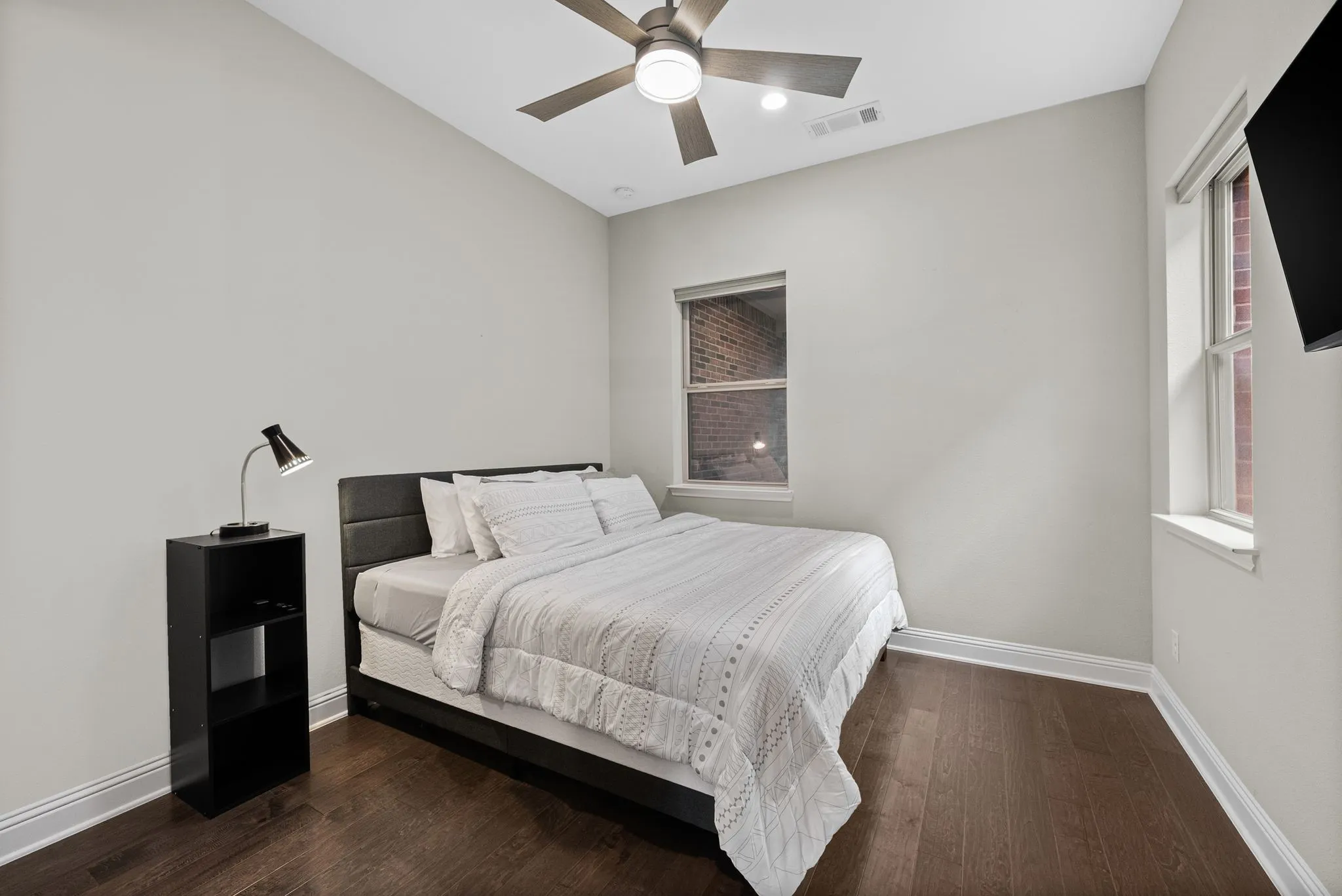 Single Family Residence For Sale in Denton County , 762 Spurlock Street, Frisco, Texas 75036, 4 Bedroom, 4 Bathroom, 5 Garage spaces, 4,267 Sqft, built in 2019, mls#21316479, Real Estate Agent in Frisco, Homes For Sale in Denton county, Homes For Sale in Frisco, Realtor in Frisco Texas, Real Estate Brokerage Independent Realty Texas, Luminita Cordes Realtor