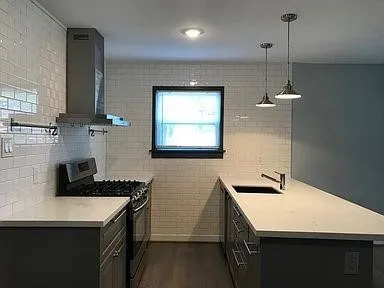 Apartment For Rent in Dallas County , 5702 Morningside Avenue B, Dallas, Texas 75206, 1 Bedroom, 1 Bathroom, Garage spaces, 725 Sqft, built in 1958, mls#21324815, Real Estate Agent in Dallas, Homes For Rent in Dallas county, Homes For Rent in Dallas, Realtor in Dallas Texas, Real Estate Brokerage Independent Realty Texas, Luminita Cordes Realtor