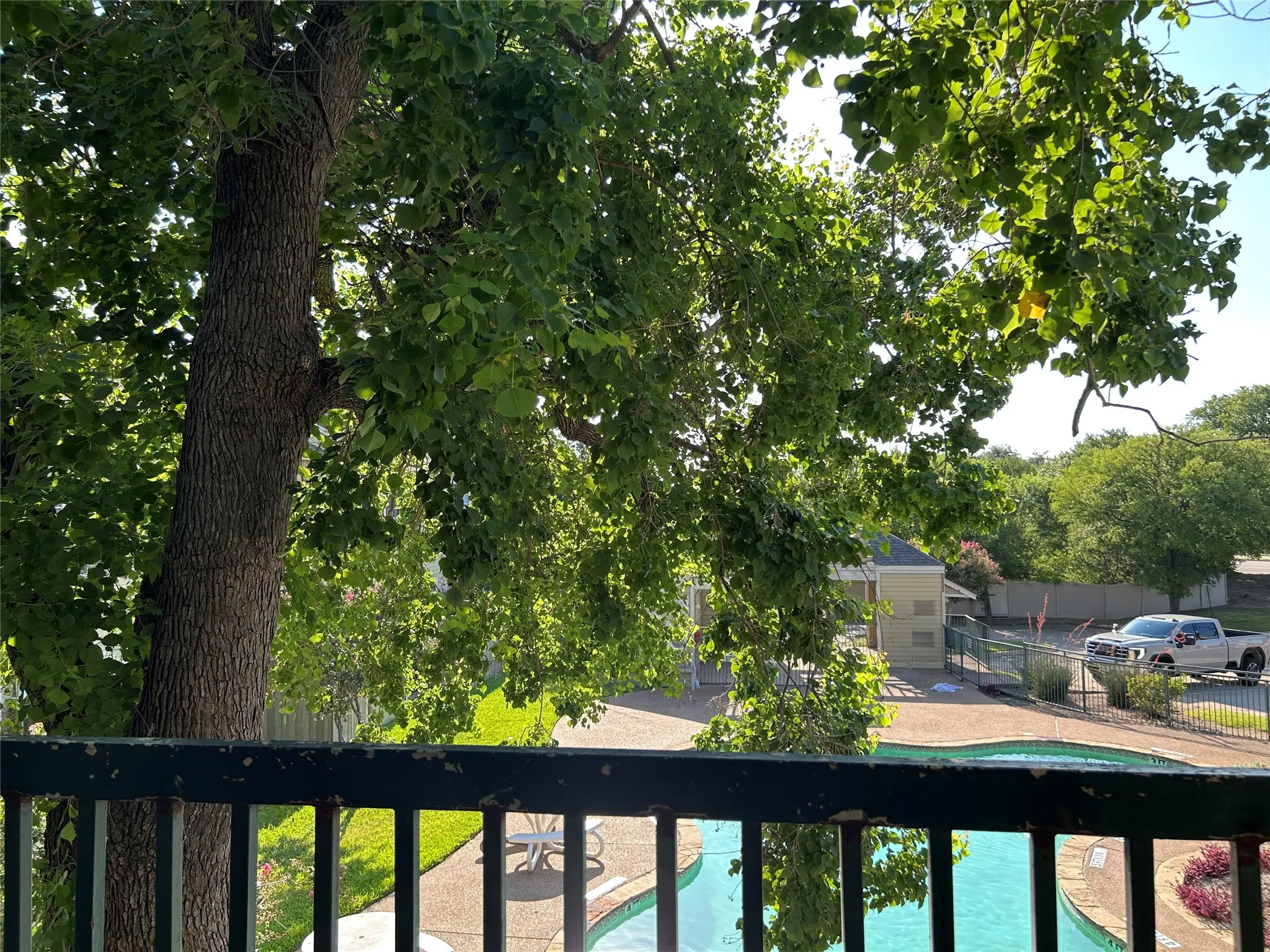 Condominium For Sale in Dallas County , 4107 Esters Road 808, Irving, Texas 75038, 2 Bedroom, 2 Bathroom, Garage spaces, 906 Sqft, built in 1984, mls#21324819, Real Estate Agent in Irving, Homes For Sale in Dallas county, Homes For Sale in Irving, Realtor in Irving Texas, Real Estate Brokerage Independent Realty Texas, Luminita Cordes Realtor
