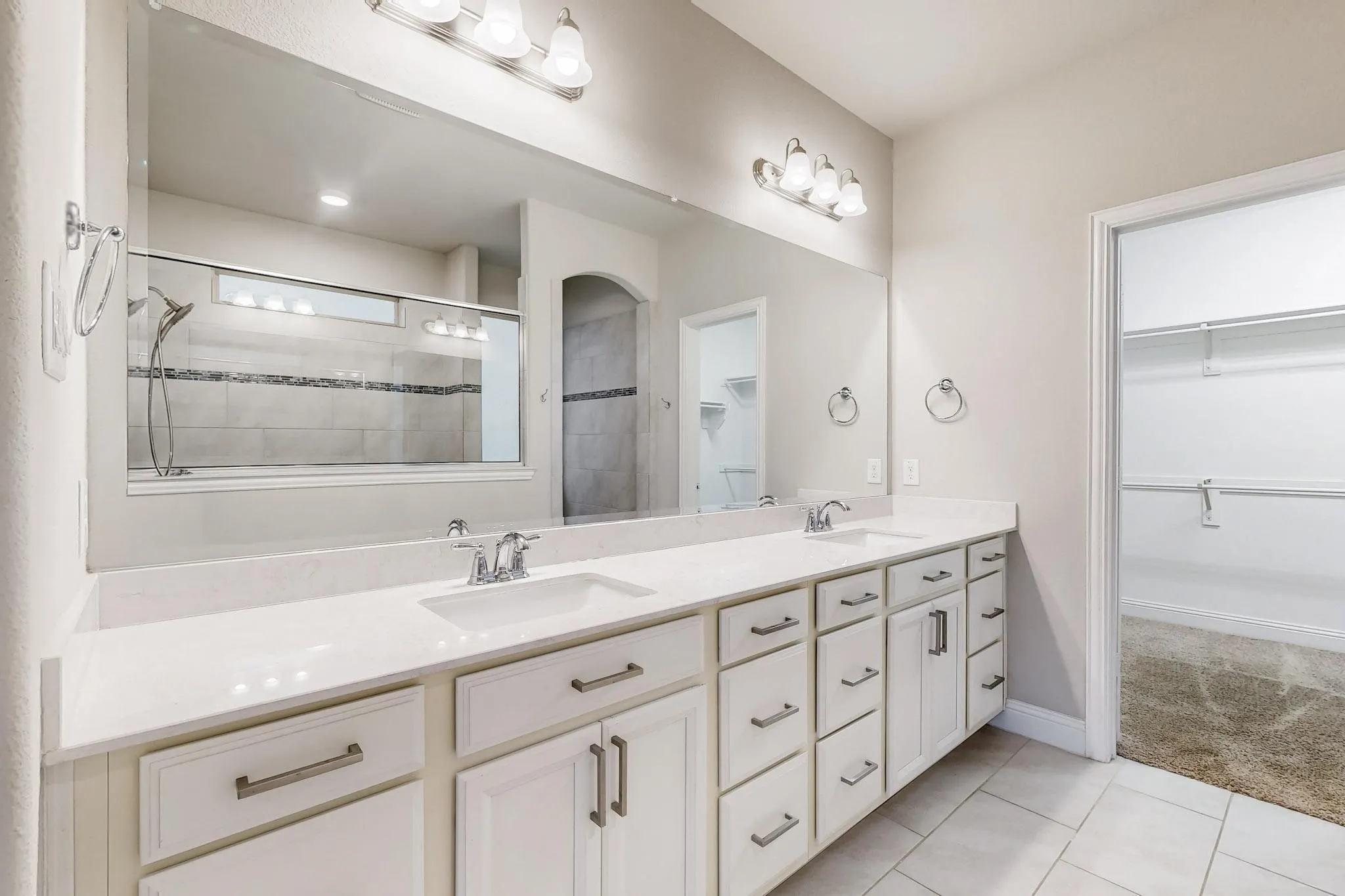Single Family Residence For Sale in Collin County , 2844 Hackberry Creek Trail, Celina, Texas 75078, 5 Bedroom, 4 Bathroom, 2 Garage spaces, 3,114 Sqft, built in 2017, mls#21324798, Real Estate Agent in Celina, Homes For Sale in Collin county, Homes For Sale in Celina, Realtor in Celina Texas, Real Estate Brokerage Independent Realty Texas, Luminita Cordes Realtor