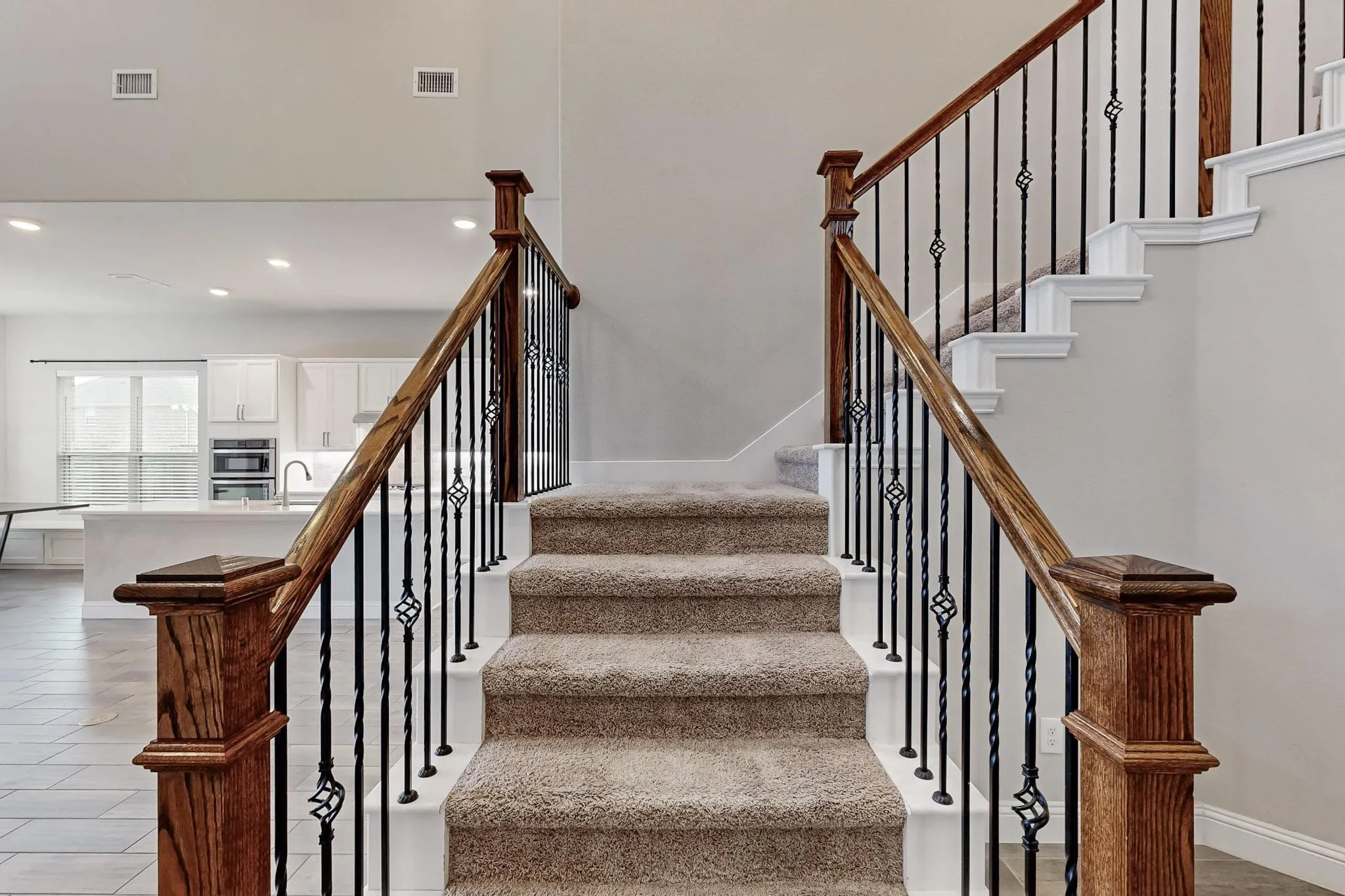 Single Family Residence For Sale in Collin County , 2844 Hackberry Creek Trail, Celina, Texas 75078, 5 Bedroom, 4 Bathroom, 2 Garage spaces, 3,114 Sqft, built in 2017, mls#21324798, Real Estate Agent in Celina, Homes For Sale in Collin county, Homes For Sale in Celina, Realtor in Celina Texas, Real Estate Brokerage Independent Realty Texas, Luminita Cordes Realtor