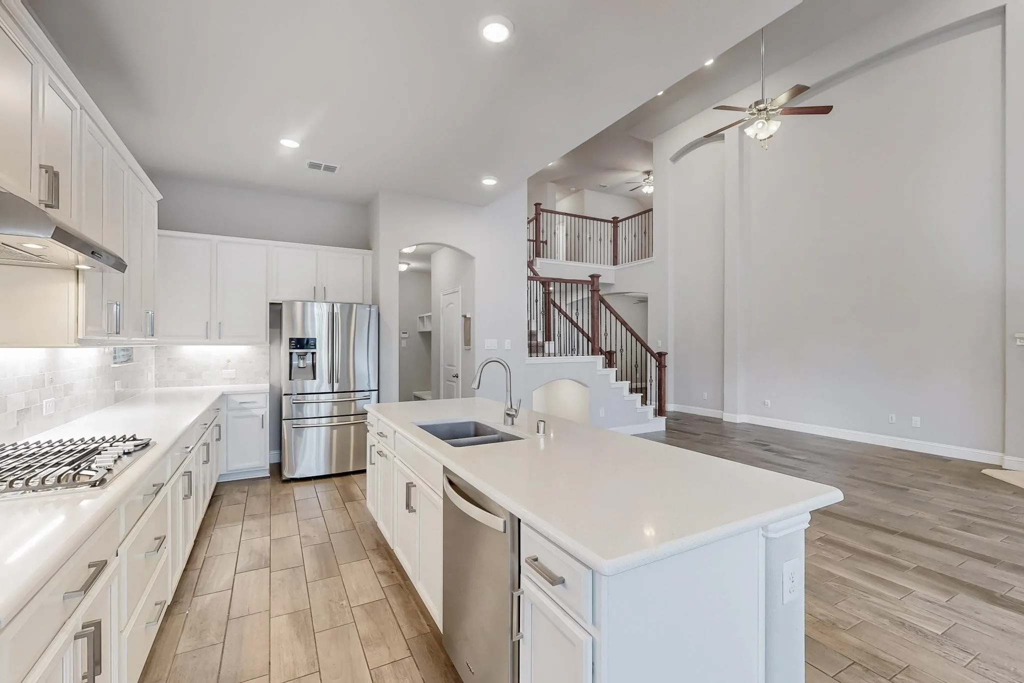 Single Family Residence For Sale in Collin County , 2844 Hackberry Creek Trail, Celina, Texas 75078, 5 Bedroom, 4 Bathroom, 2 Garage spaces, 3,114 Sqft, built in 2017, mls#21324798, Real Estate Agent in Celina, Homes For Sale in Collin county, Homes For Sale in Celina, Realtor in Celina Texas, Real Estate Brokerage Independent Realty Texas, Luminita Cordes Realtor
