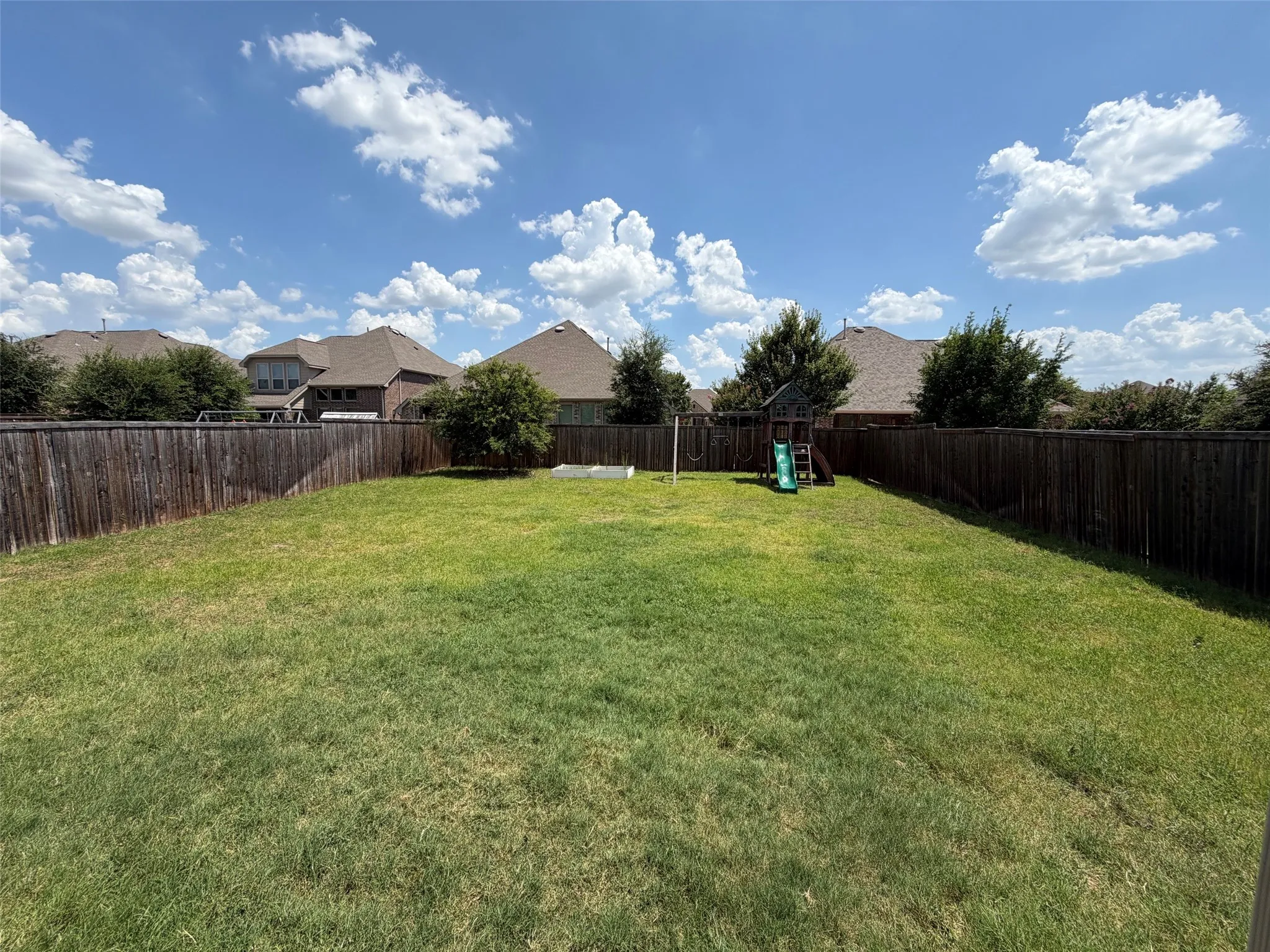 Single Family Residence For Sale in Collin County , 2844 Hackberry Creek Trail, Celina, Texas 75078, 5 Bedroom, 4 Bathroom, 2 Garage spaces, 3,114 Sqft, built in 2017, mls#21324798, Real Estate Agent in Celina, Homes For Sale in Collin county, Homes For Sale in Celina, Realtor in Celina Texas, Real Estate Brokerage Independent Realty Texas, Luminita Cordes Realtor