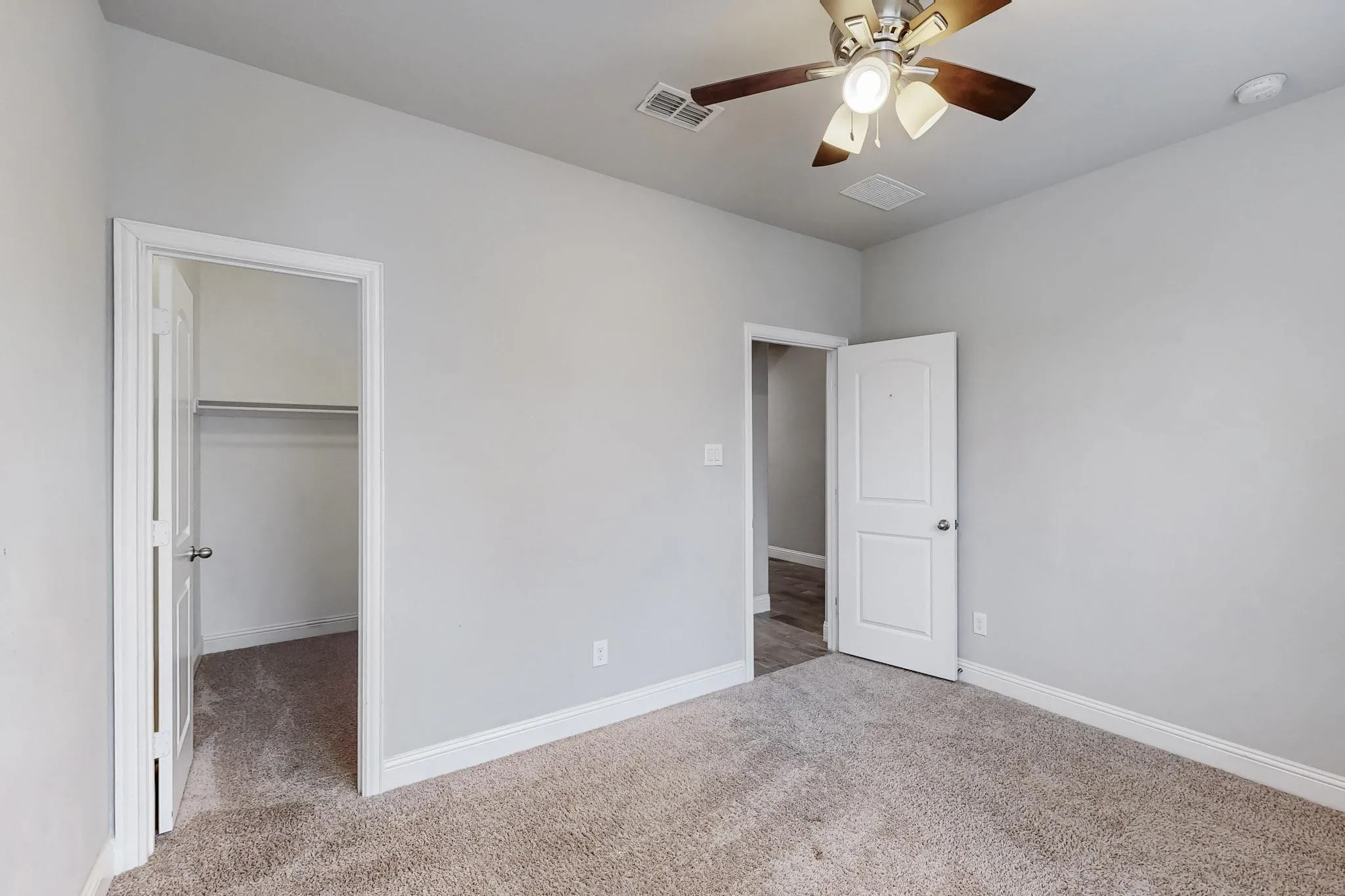 Single Family Residence For Sale in Collin County , 2844 Hackberry Creek Trail, Celina, Texas 75078, 5 Bedroom, 4 Bathroom, 2 Garage spaces, 3,114 Sqft, built in 2017, mls#21324798, Real Estate Agent in Celina, Homes For Sale in Collin county, Homes For Sale in Celina, Realtor in Celina Texas, Real Estate Brokerage Independent Realty Texas, Luminita Cordes Realtor