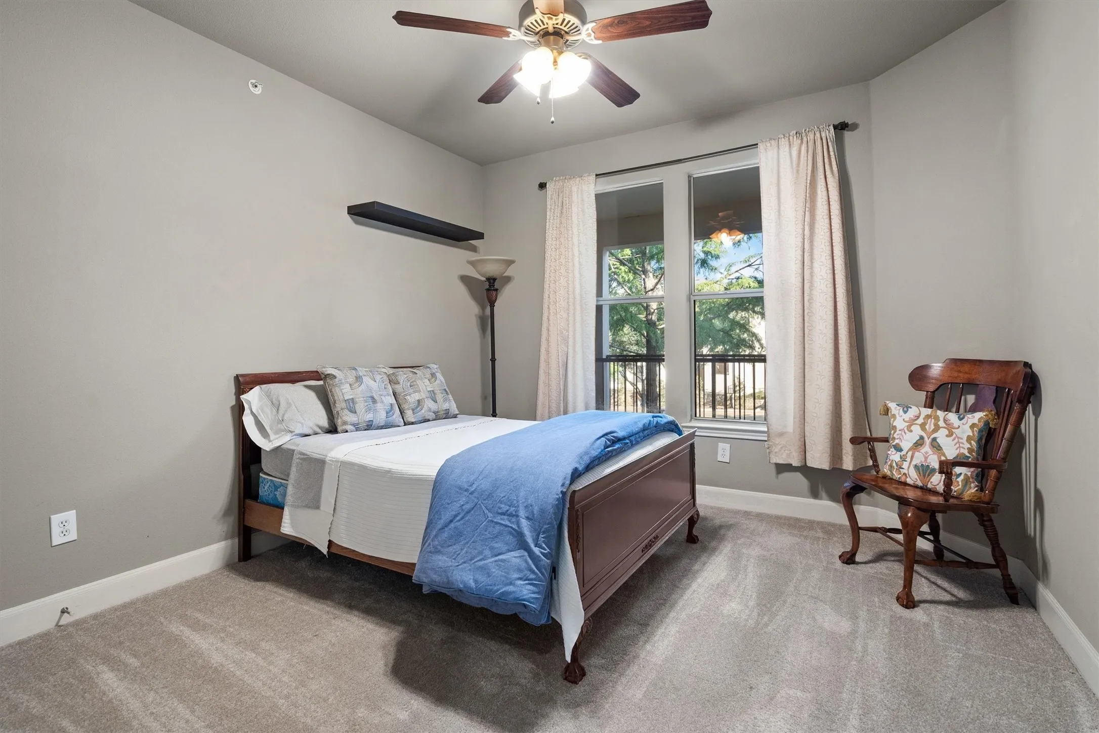 Condominium For Sale in Denton County , 500 Waters Edge Drive 125, Lake Dallas, Texas 75065, 3 Bedroom, 2 Bathroom, 2 Garage spaces, 1,450 Sqft, built in 2005, mls#21324201, Real Estate Agent in Lake Dallas, Homes For Sale in Denton county, Homes For Sale in Lake Dallas, Realtor in Lake Dallas Texas, Real Estate Brokerage Independent Realty Texas, Luminita Cordes Realtor