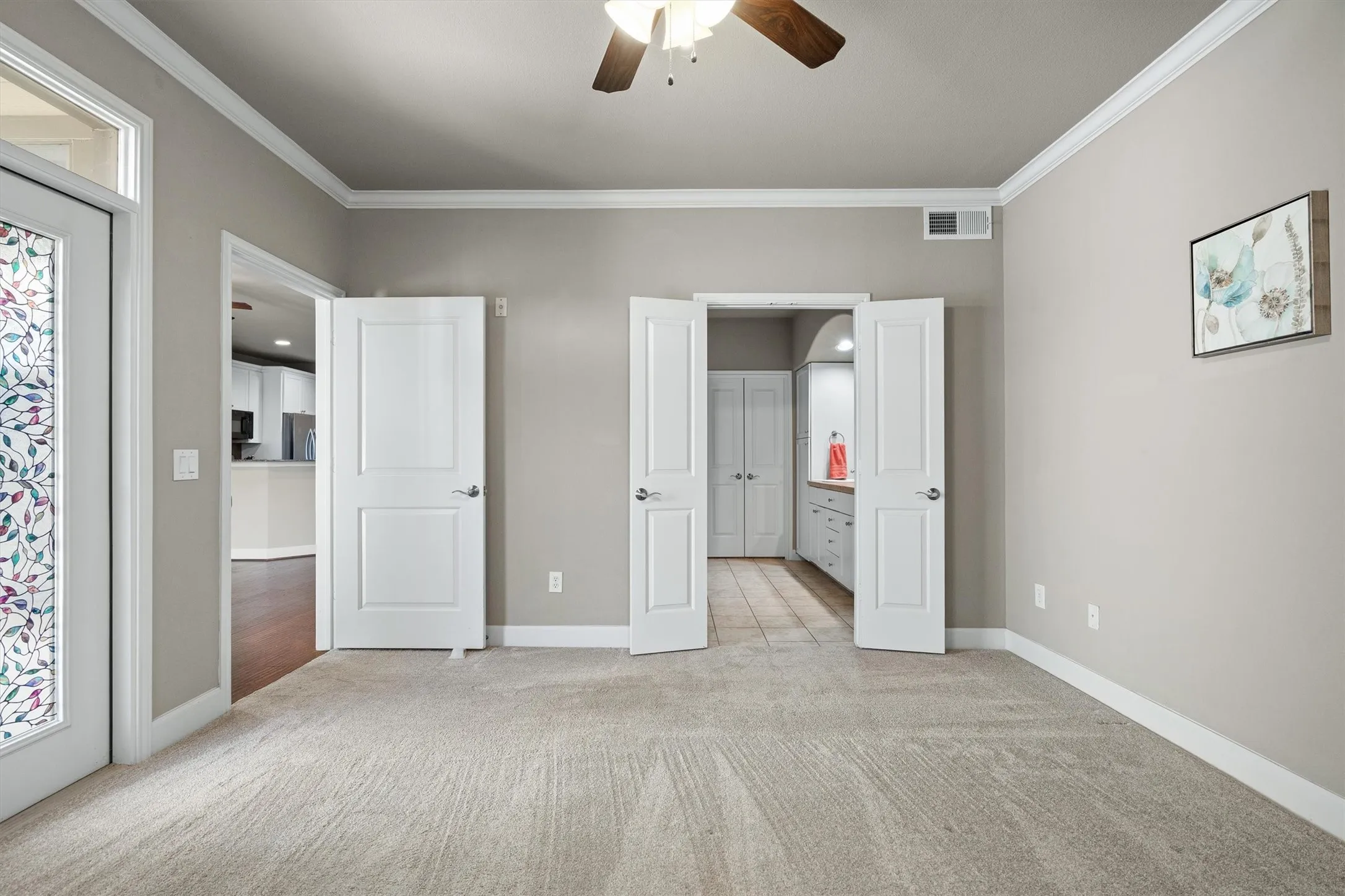 Condominium For Sale in Denton County , 500 Waters Edge Drive 125, Lake Dallas, Texas 75065, 3 Bedroom, 2 Bathroom, 2 Garage spaces, 1,450 Sqft, built in 2005, mls#21324201, Real Estate Agent in Lake Dallas, Homes For Sale in Denton county, Homes For Sale in Lake Dallas, Realtor in Lake Dallas Texas, Real Estate Brokerage Independent Realty Texas, Luminita Cordes Realtor