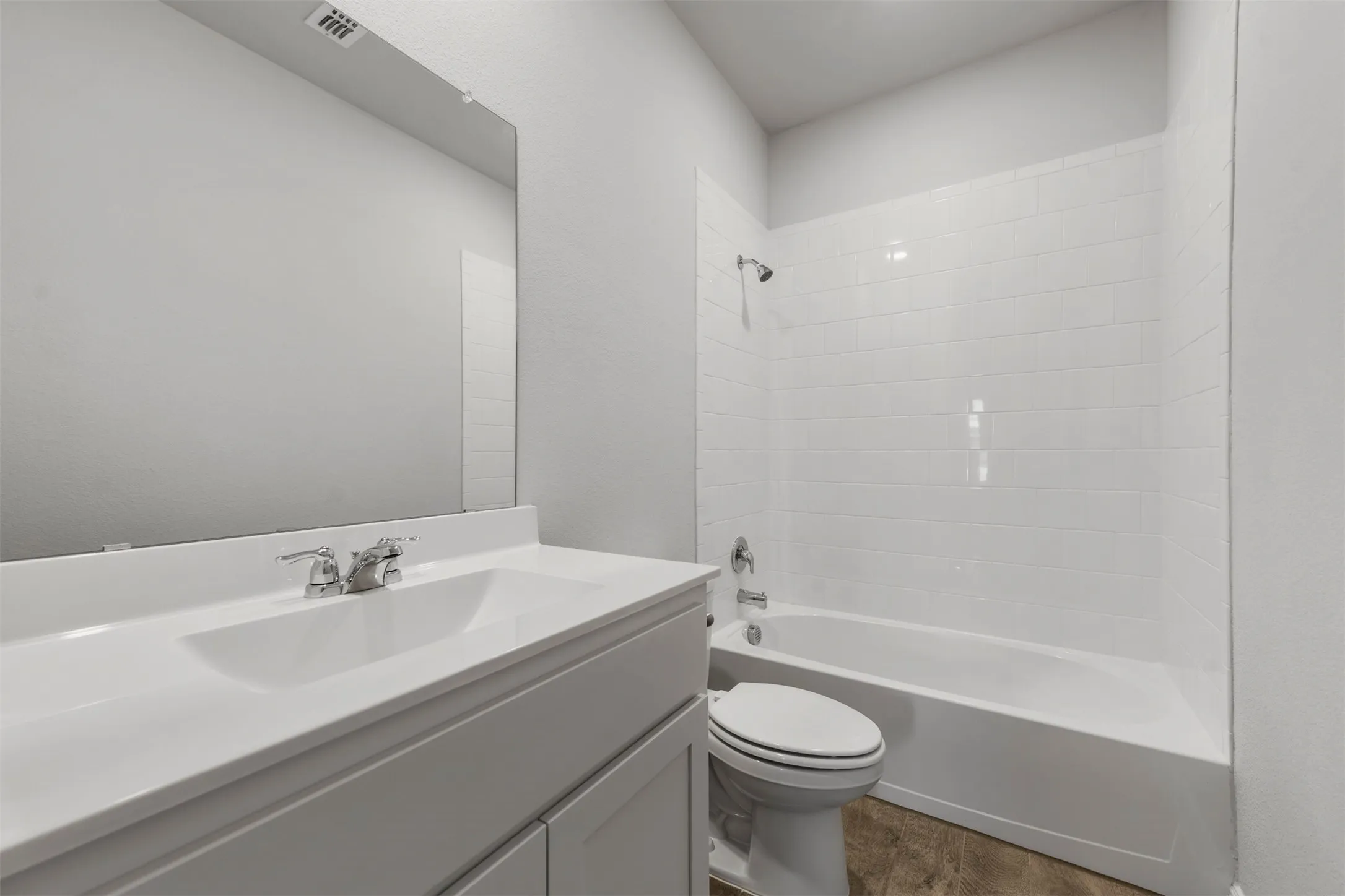 Single Family Residence For Rent in Wise County , 131 Orchard Pines Place, Boyd, Texas 76023, 3 Bedroom, 2 Bathroom, 2 Garage spaces, 1,488 Sqft, built in 2023, mls#21324825, Real Estate Agent in Boyd, Homes For Rent in Wise county, Homes For Rent in Boyd, Realtor in Boyd Texas, Real Estate Brokerage Independent Realty Texas, Luminita Cordes Realtor
