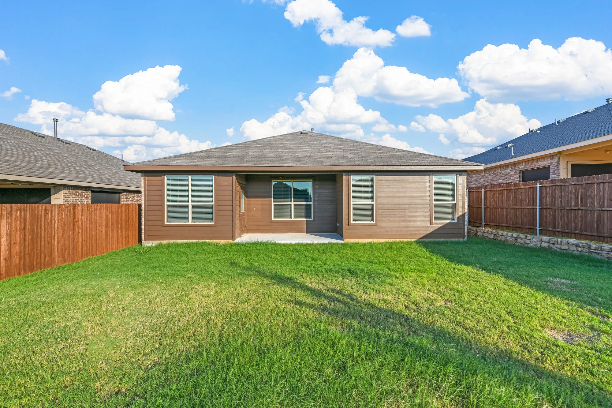 Single Family Residence For Rent in Wise County , 131 Orchard Pines Place, Boyd, Texas 76023, 3 Bedroom, 2 Bathroom, 2 Garage spaces, 1,488 Sqft, built in 2023, mls#21324825, Real Estate Agent in Boyd, Homes For Rent in Wise county, Homes For Rent in Boyd, Realtor in Boyd Texas, Real Estate Brokerage Independent Realty Texas, Luminita Cordes Realtor
