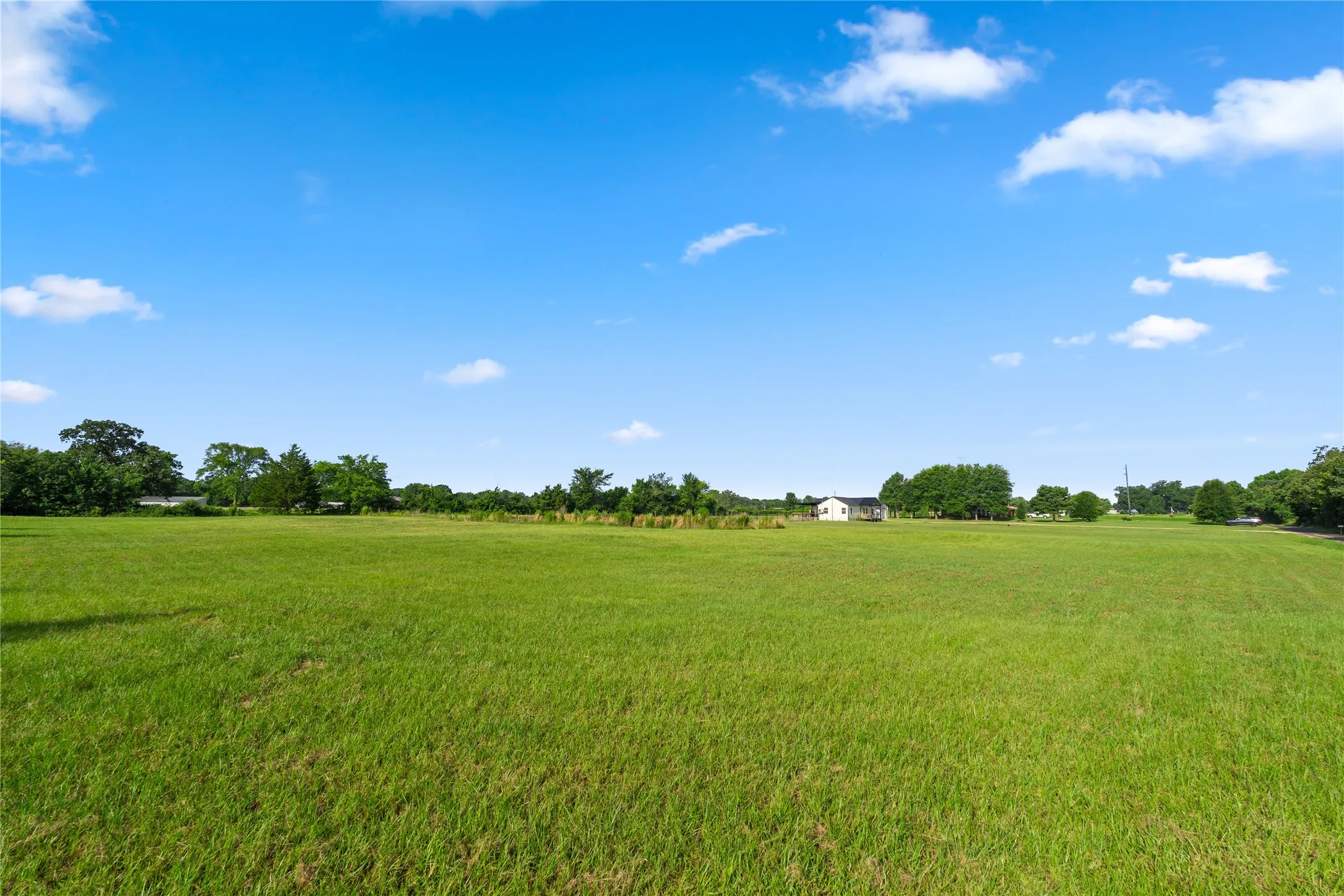 Single Family Residence For Sale in Wood County , 1001 County Road 1350, Quitman, Texas 75783, 3 Bedroom, 2 Bathroom, Garage spaces, 1,224 Sqft, built in 2022, mls#21323004, Real Estate Agent in Quitman, Homes For Sale in Wood county, Homes For Sale in Quitman, Realtor in Quitman Texas, Real Estate Brokerage Independent Realty Texas, Luminita Cordes Realtor