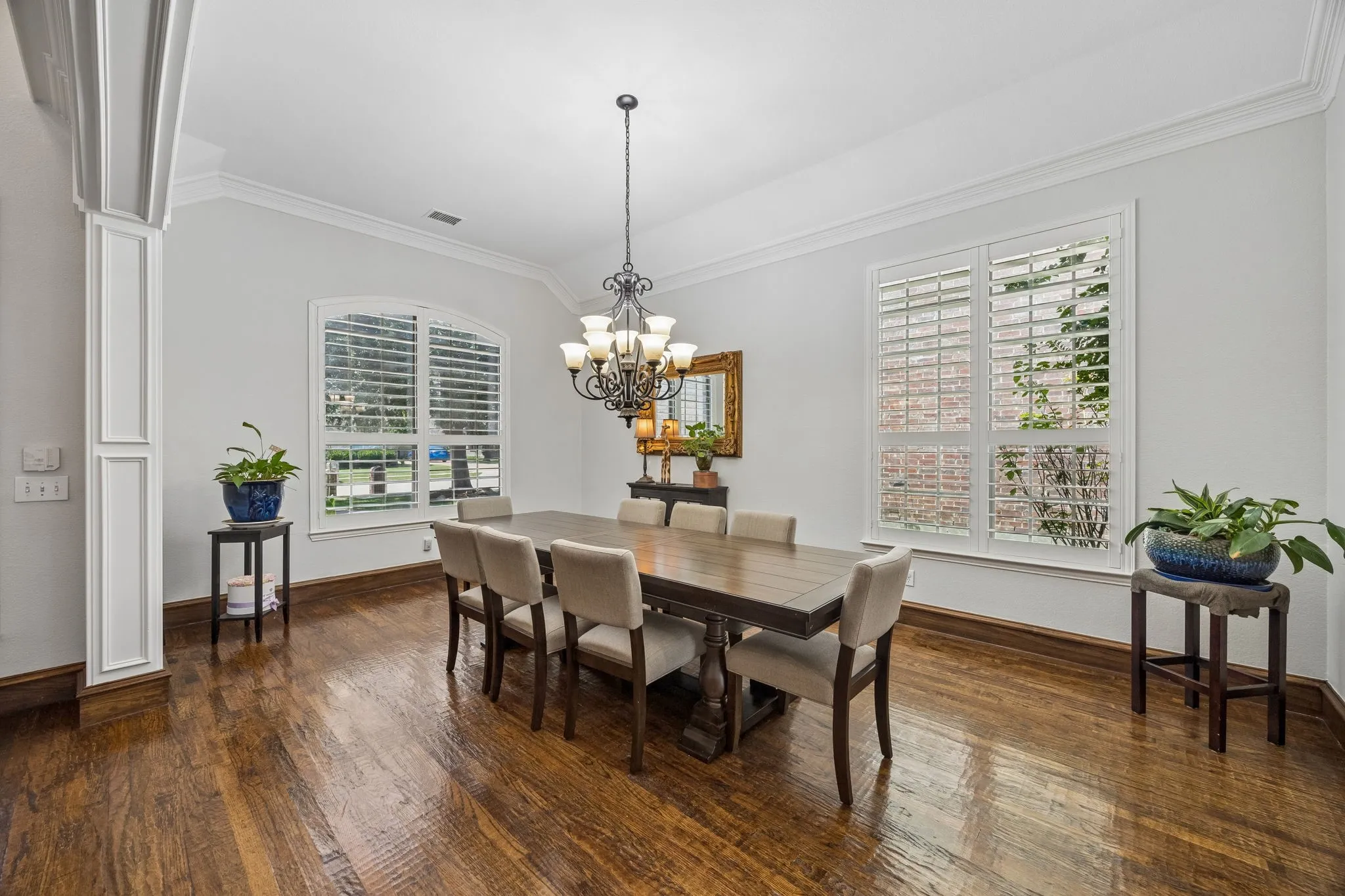 Single Family Residence For Sale in Collin County , 11518 Castle Brook Lane, Frisco, Texas 75035, 5 Bedrooms, 4 Bathrooms, 3 Garage spaces, 3,907 Sqft, built in 2004, Price $900,000, mls#21322198, Real Estate Agent in Frisco, Homes For Sale in Collin county, Homes For Sale in Frisco, Realtor in Frisco Texas, Real Estate Brokerage Independent Realty Texas, Luminita Cordes Realtor
