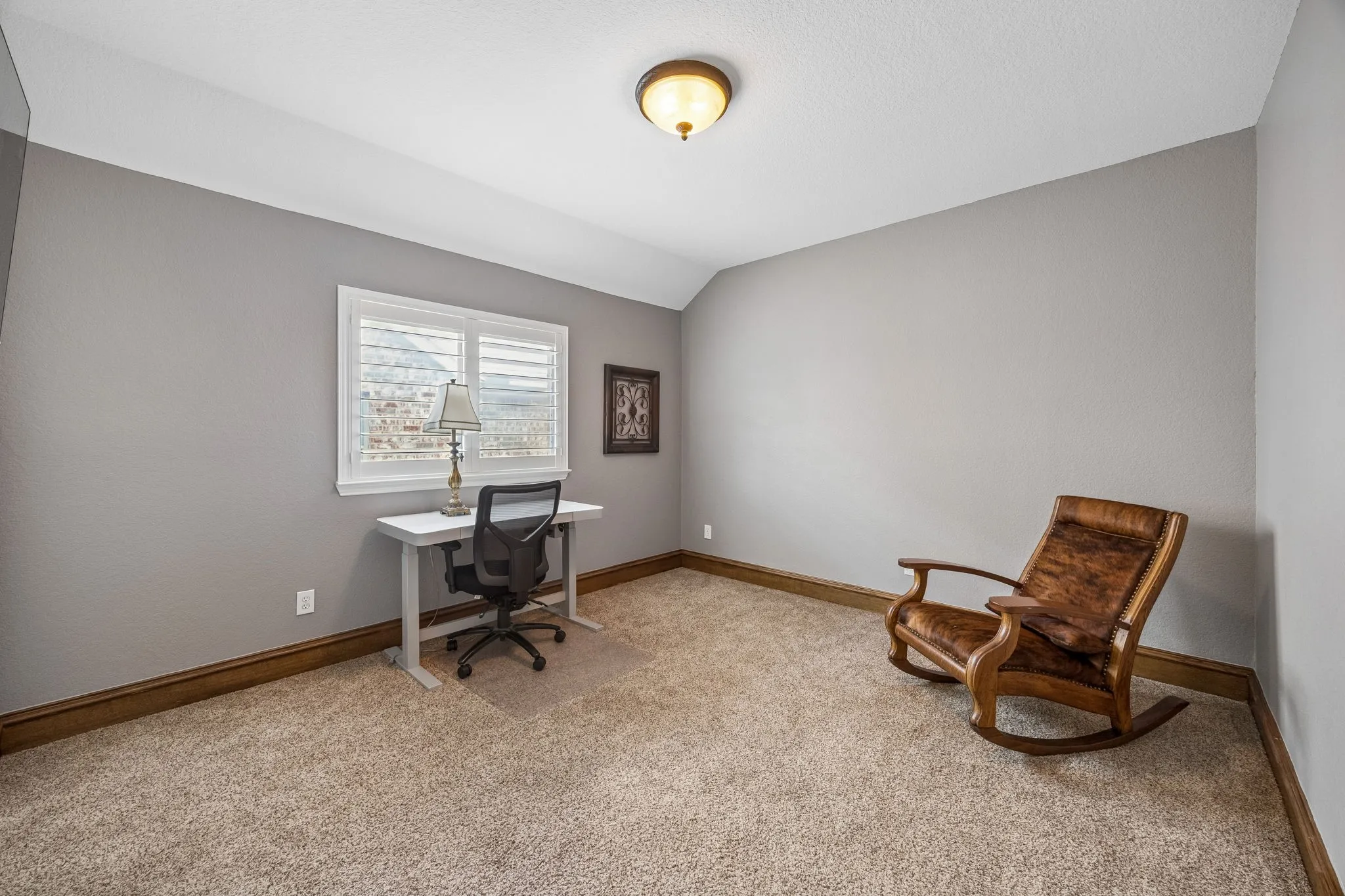 Single Family Residence For Sale in Collin County , 11518 Castle Brook Lane, Frisco, Texas 75035, 5 Bedrooms, 4 Bathrooms, 3 Garage spaces, 3,907 Sqft, built in 2004, Price $900,000, mls#21322198, Real Estate Agent in Frisco, Homes For Sale in Collin county, Homes For Sale in Frisco, Realtor in Frisco Texas, Real Estate Brokerage Independent Realty Texas, Luminita Cordes Realtor