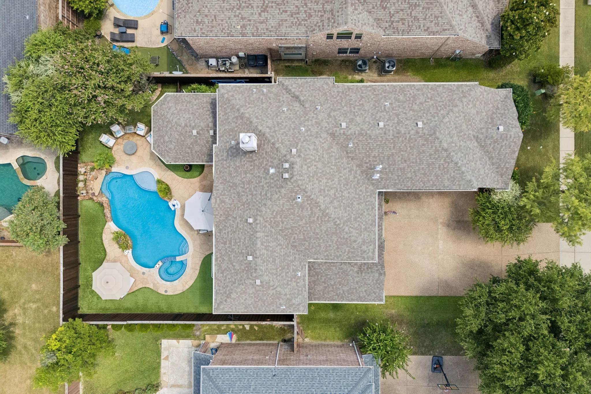 Single Family Residence For Sale in Collin County , 11518 Castle Brook Lane, Frisco, Texas 75035, 5 Bedrooms, 4 Bathrooms, 3 Garage spaces, 3,907 Sqft, built in 2004, Price $900,000, mls#21322198, Real Estate Agent in Frisco, Homes For Sale in Collin county, Homes For Sale in Frisco, Realtor in Frisco Texas, Real Estate Brokerage Independent Realty Texas, Luminita Cordes Realtor