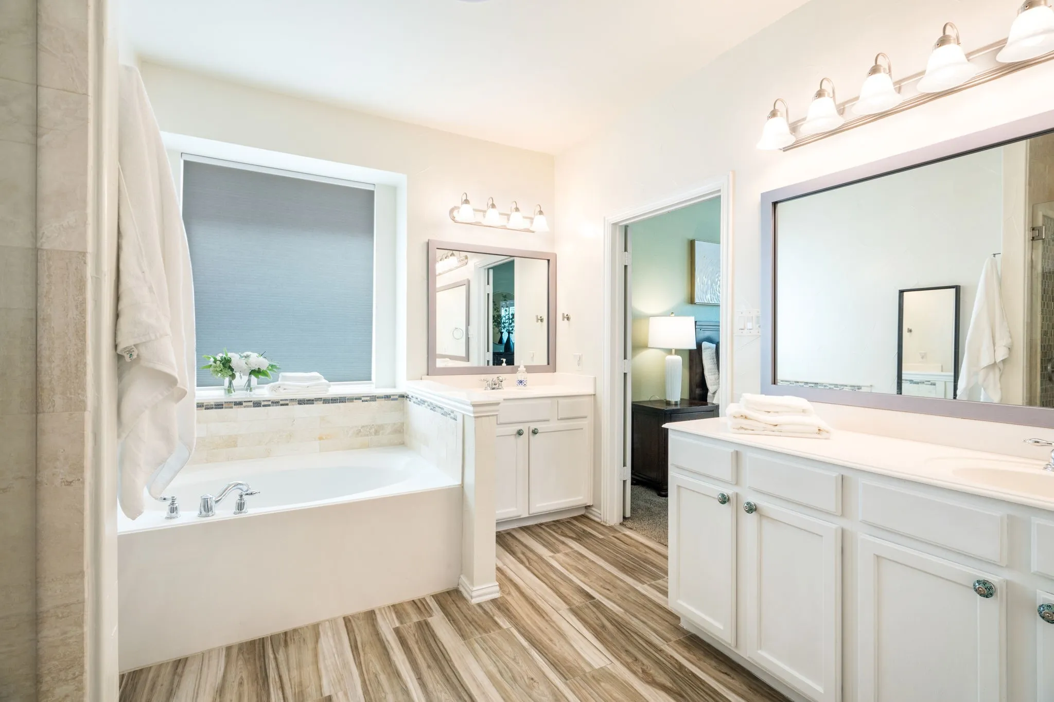 Single Family Residence For Sale in Denton County , 102 Stamford Drive, Hickory Creek, Texas 75065, 5 Bedroom, 4 Bathroom, 3 Garage spaces, 3,234 Sqft, built in 2005, mls#21317254, Real Estate Agent in Hickory Creek, Homes For Sale in Denton county, Homes For Sale in Hickory Creek, Realtor in Hickory Creek Texas, Real Estate Brokerage Independent Realty Texas, Luminita Cordes Realtor