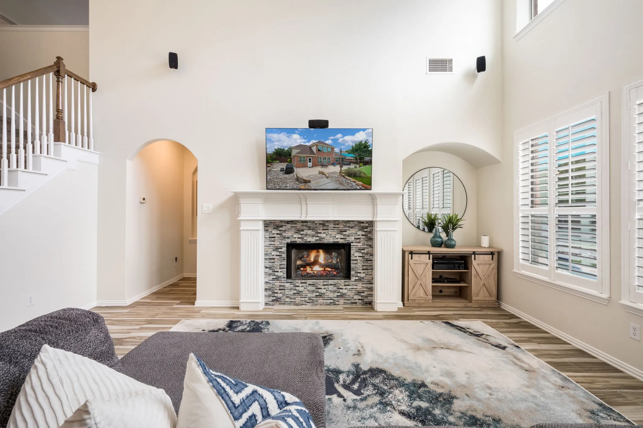 Single Family Residence For Sale in Denton County , 102 Stamford Drive, Hickory Creek, Texas 75065, 5 Bedroom, 4 Bathroom, 3 Garage spaces, 3,234 Sqft, built in 2005, mls#21317254, Real Estate Agent in Hickory Creek, Homes For Sale in Denton county, Homes For Sale in Hickory Creek, Realtor in Hickory Creek Texas, Real Estate Brokerage Independent Realty Texas, Luminita Cordes Realtor