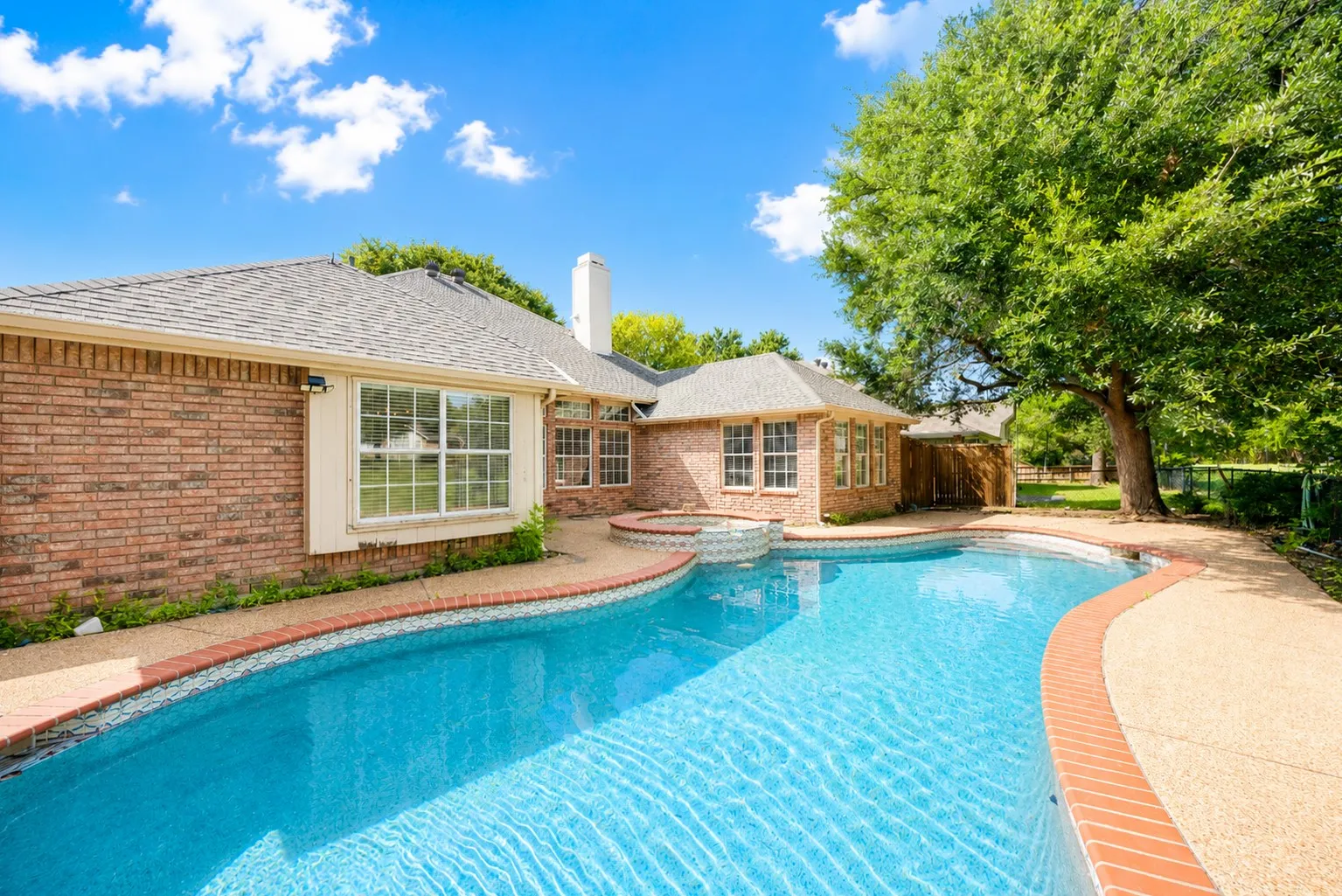 Single Family Residence For Rent in Collin County , 5605 Belle Chasse Lane, Frisco, Texas 75035, 4 Bedroom, 2 Bathroom, 2 Garage spaces, 2,157 Sqft, built in 1995, mls#21324844, Real Estate Agent in Frisco, Homes For Rent in Collin county, Homes For Rent in Frisco, Realtor in Frisco Texas, Real Estate Brokerage Independent Realty Texas, Luminita Cordes Realtor