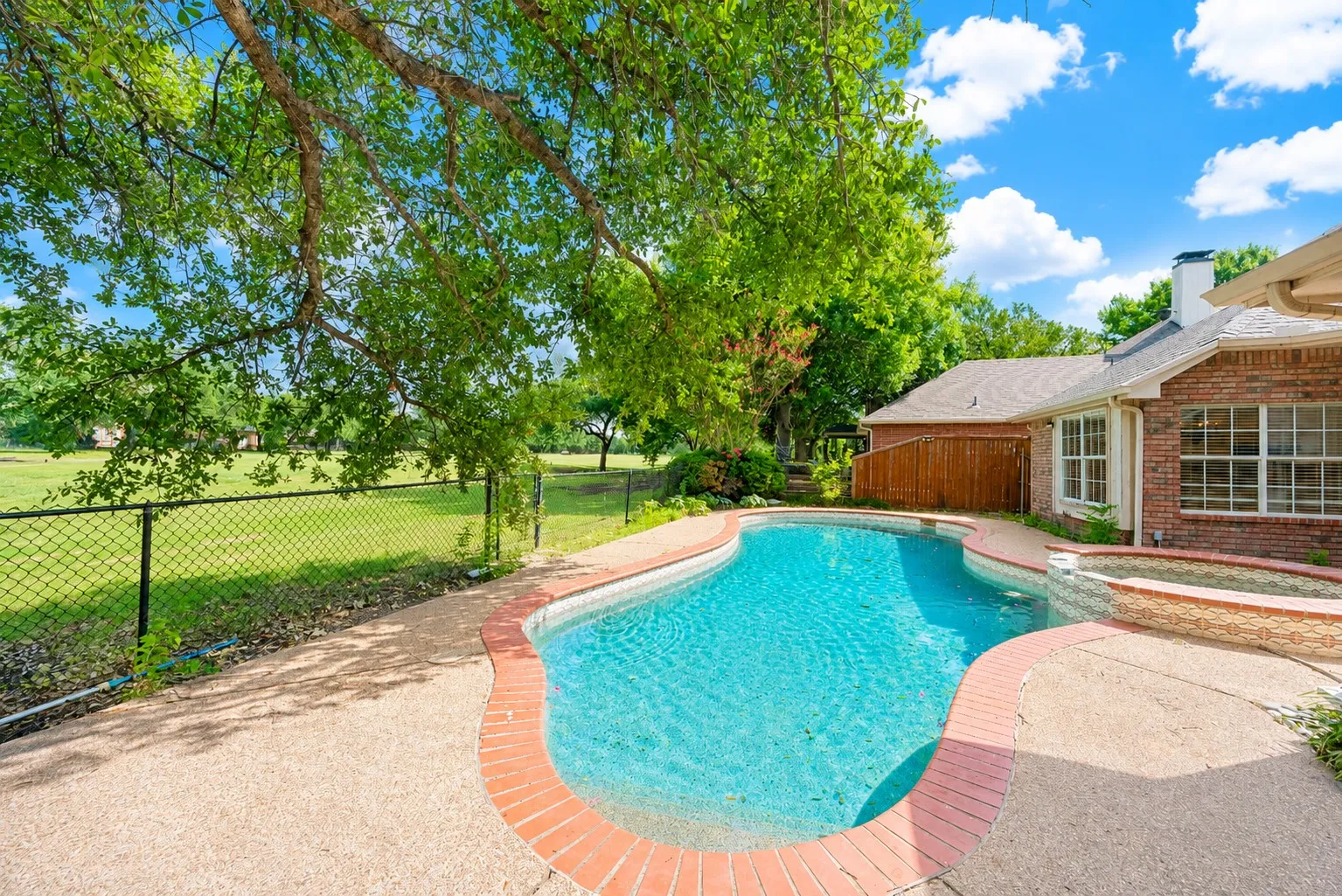 Single Family Residence For Rent in Collin County , 5605 Belle Chasse Lane, Frisco, Texas 75035, 4 Bedroom, 2 Bathroom, 2 Garage spaces, 2,157 Sqft, built in 1995, mls#21324844, Real Estate Agent in Frisco, Homes For Rent in Collin county, Homes For Rent in Frisco, Realtor in Frisco Texas, Real Estate Brokerage Independent Realty Texas, Luminita Cordes Realtor