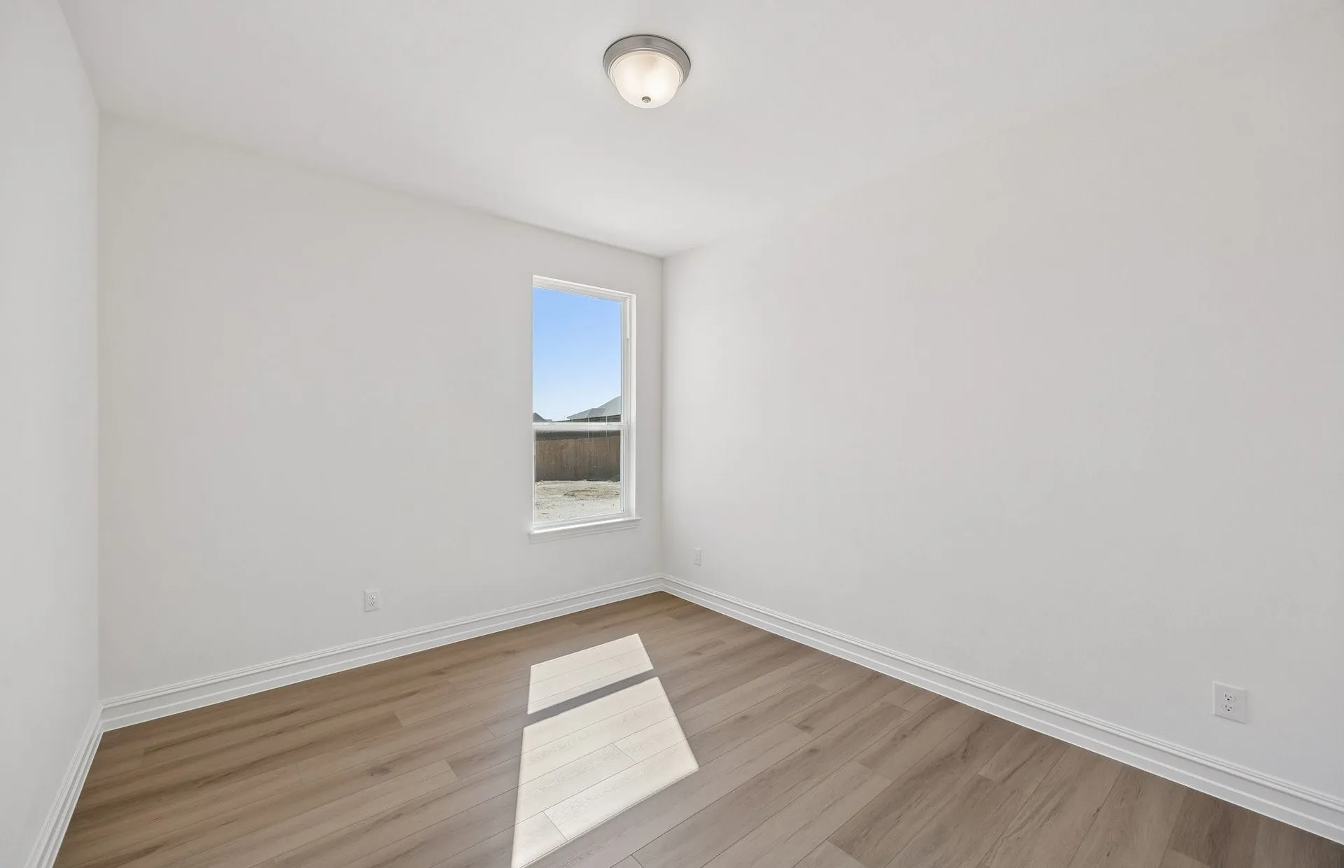 Spacious secondary bedroom