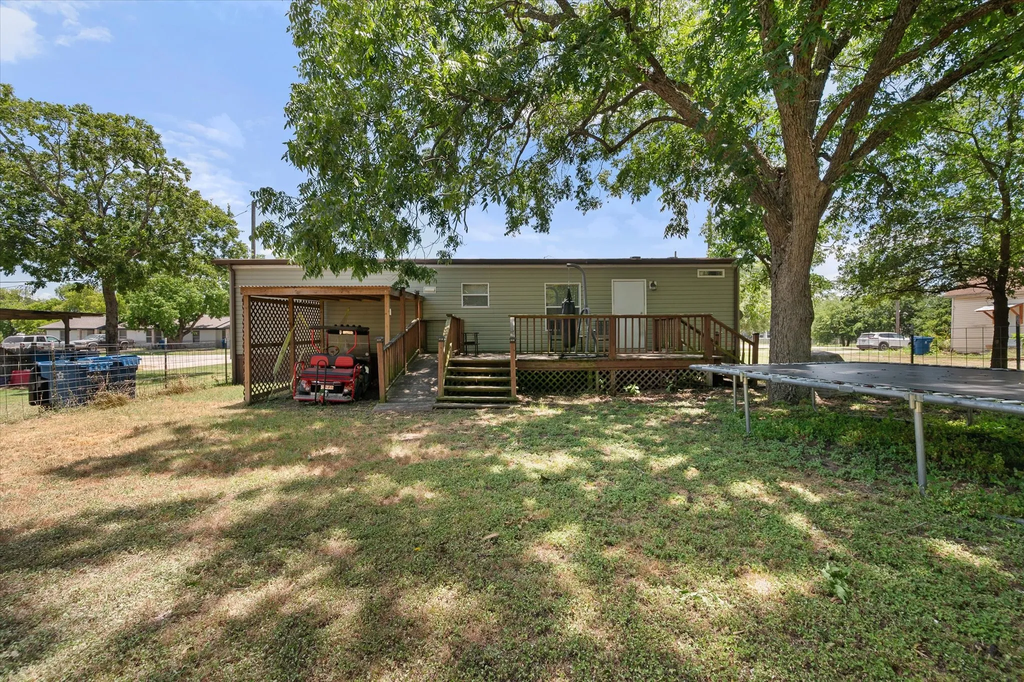 Manufactured Home For Sale in Navarro County , 202 N 3rd Street E, Dawson, Texas 76639, 3 Bedroom, 2 Bathroom, Garage spaces, 1,440 Sqft, built in 2017, mls#21321409, Real Estate Agent in Dawson, Homes For Sale in Navarro county, Homes For Sale in Dawson, Realtor in Dawson Texas, Real Estate Brokerage Independent Realty Texas, Luminita Cordes Realtor