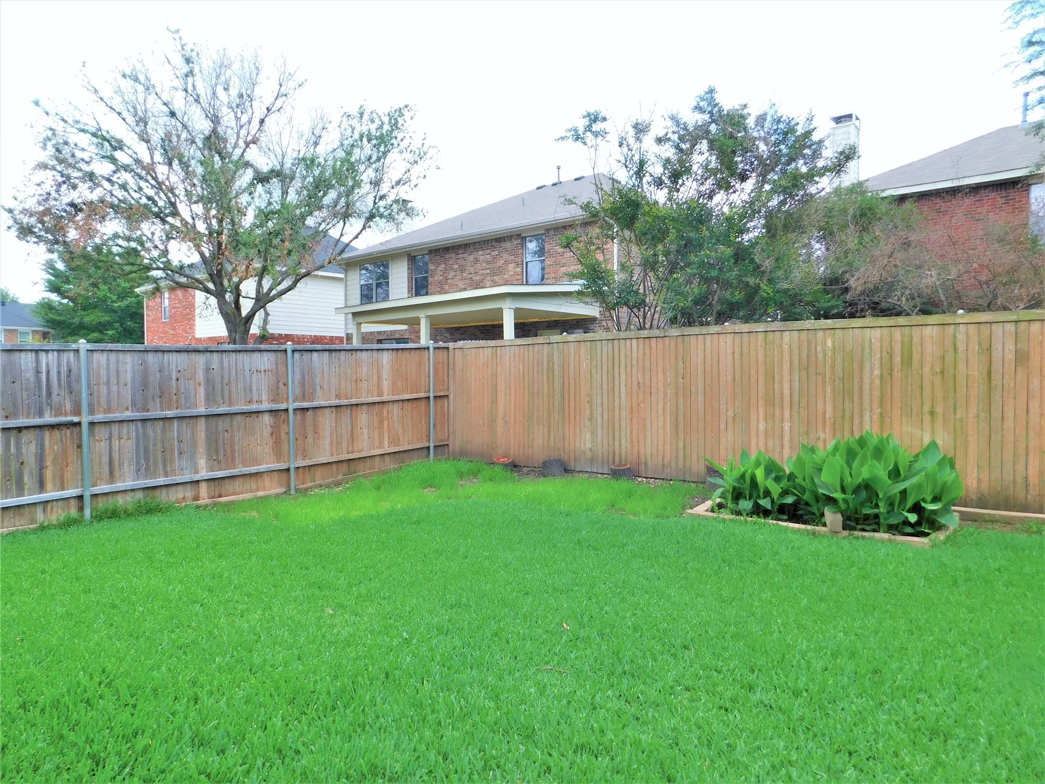 Single Family Residence For Rent in Denton County , 1508 Sequoia Grove Lane, Lewisville, Texas 75067, 3 Bedroom, 3 Bathroom, 2 Garage spaces, 2,255 Sqft, built in 2002, mls#21323474, Real Estate Agent in Lewisville, Homes For Rent in Denton county, Homes For Rent in Lewisville, Realtor in Lewisville Texas, Real Estate Brokerage Independent Realty Texas, Luminita Cordes Realtor