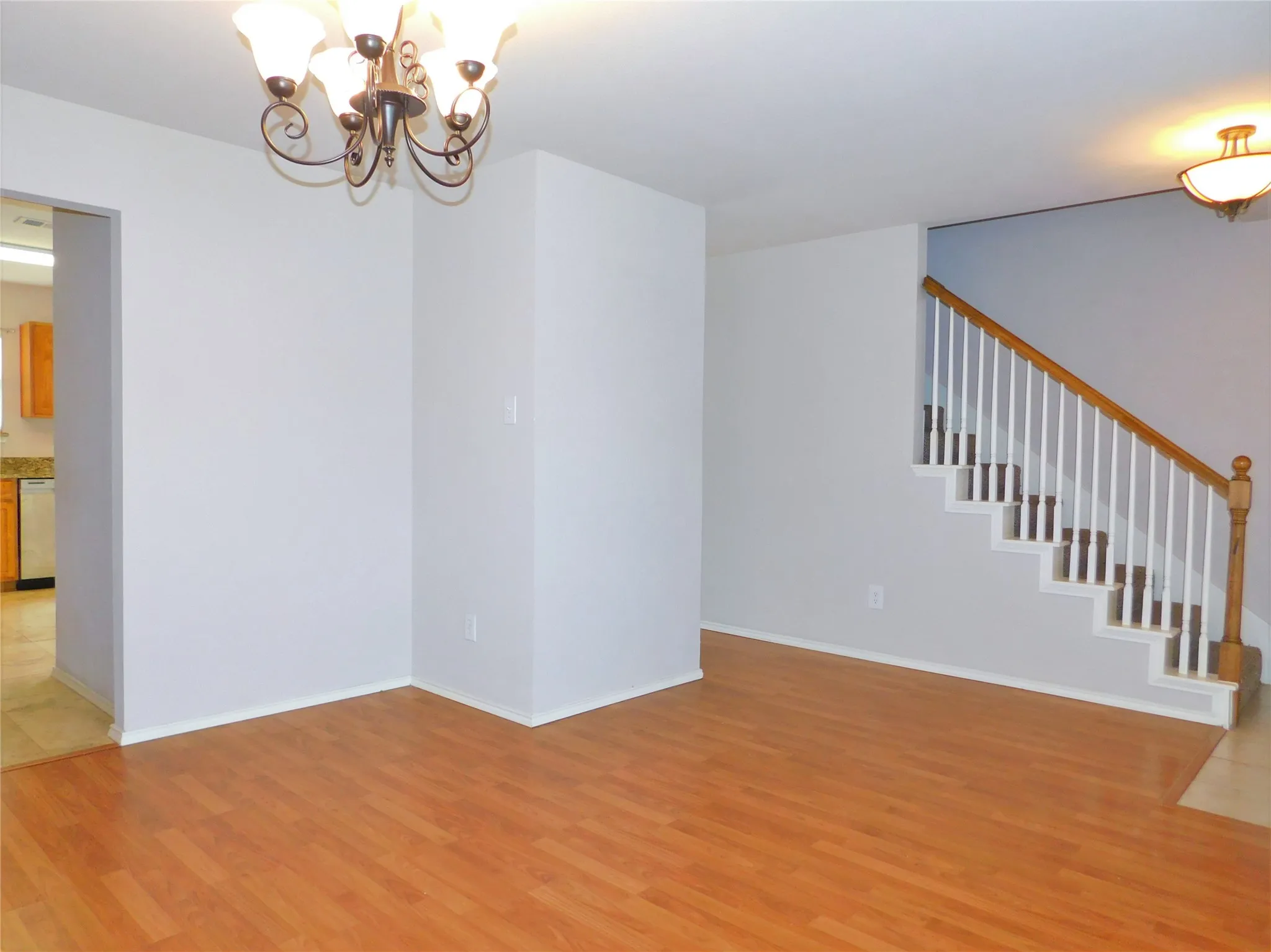Single Family Residence For Rent in Denton County , 1508 Sequoia Grove Lane, Lewisville, Texas 75067, 3 Bedroom, 3 Bathroom, 2 Garage spaces, 2,255 Sqft, built in 2002, mls#21323474, Real Estate Agent in Lewisville, Homes For Rent in Denton county, Homes For Rent in Lewisville, Realtor in Lewisville Texas, Real Estate Brokerage Independent Realty Texas, Luminita Cordes Realtor