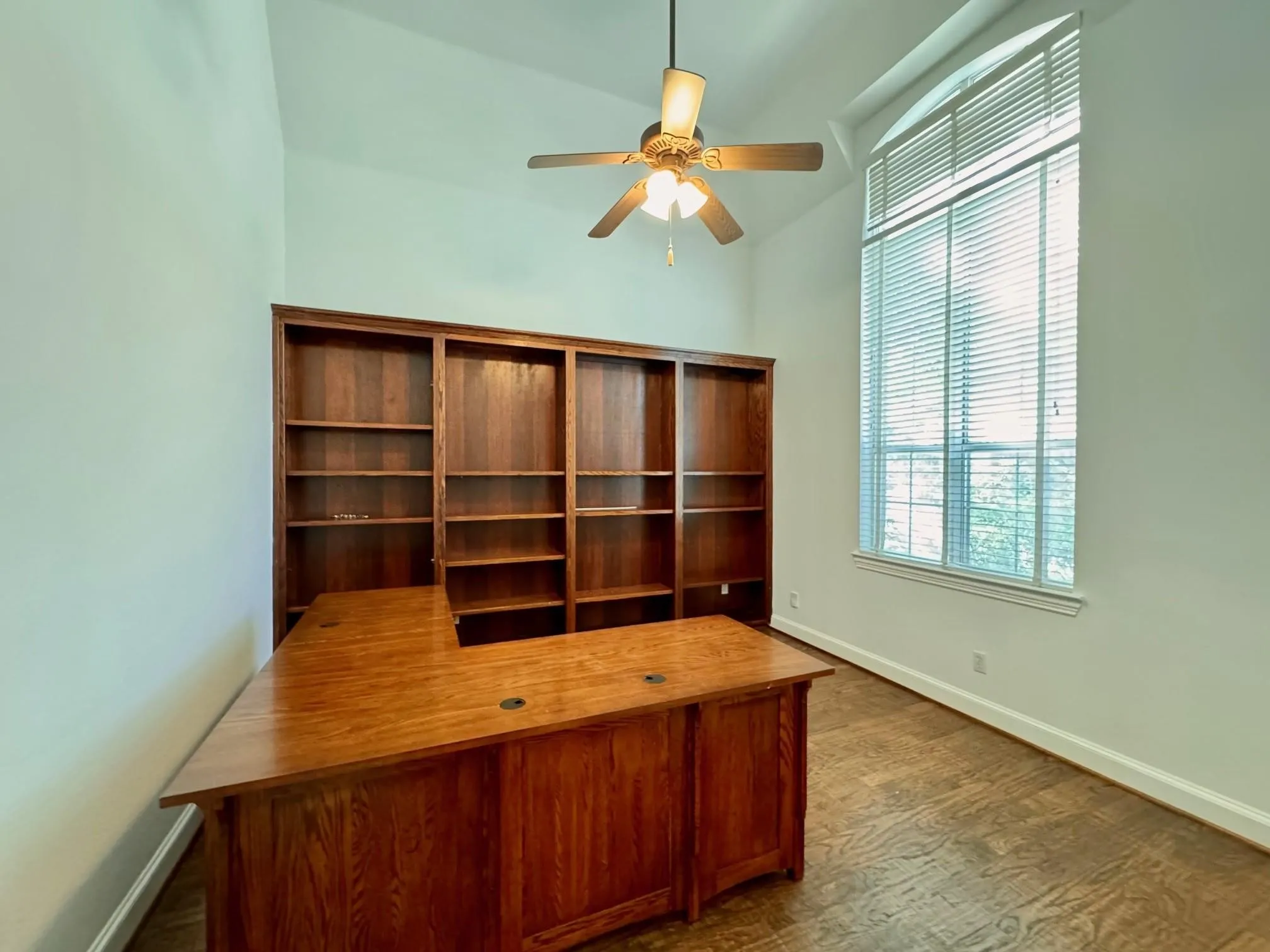 Single Family Residence For Rent in Denton County , 3780 Navarro Way, Frisco, Texas 75034, 4 Bedroom, 4 Bathroom, 2 Garage spaces, 3,235 Sqft, built in 2001, mls#21324854, Real Estate Agent in Frisco, Homes For Rent in Denton county, Homes For Rent in Frisco, Realtor in Frisco Texas, Real Estate Brokerage Independent Realty Texas, Luminita Cordes Realtor