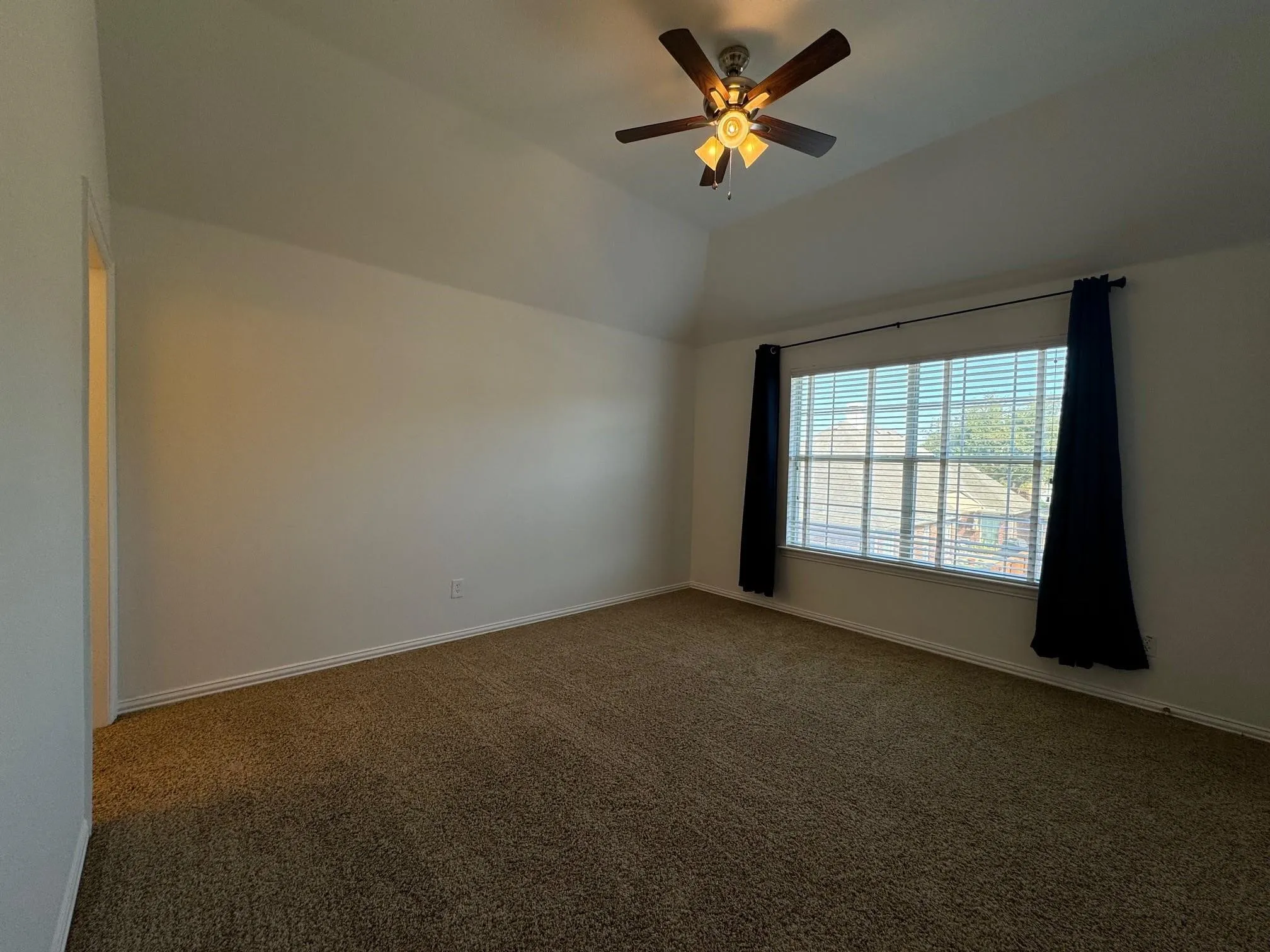 Single Family Residence For Rent in Denton County , 3780 Navarro Way, Frisco, Texas 75034, 4 Bedroom, 4 Bathroom, 2 Garage spaces, 3,235 Sqft, built in 2001, mls#21324854, Real Estate Agent in Frisco, Homes For Rent in Denton county, Homes For Rent in Frisco, Realtor in Frisco Texas, Real Estate Brokerage Independent Realty Texas, Luminita Cordes Realtor