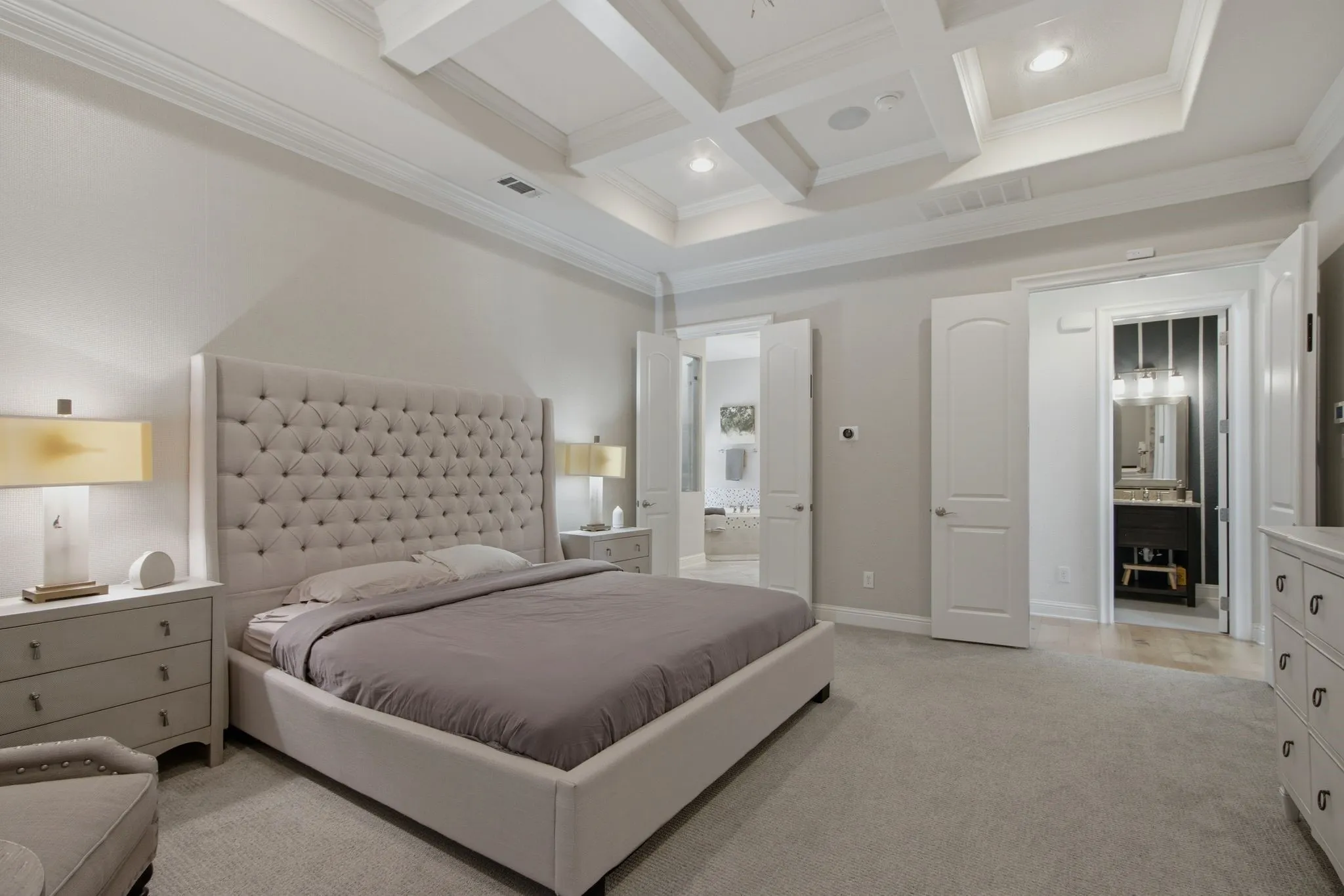 Single Family Residence For Sale in Dallas County , 744 E Lake Drive, Coppell, Texas 75019, 5 Bedroom, 5 Bathroom, 2 Garage spaces, 3,936 Sqft, built in 2015, mls#21314949, Real Estate Agent in Coppell, Homes For Sale in Dallas county, Homes For Sale in Coppell, Realtor in Coppell Texas, Real Estate Brokerage Independent Realty Texas, Luminita Cordes Realtor
