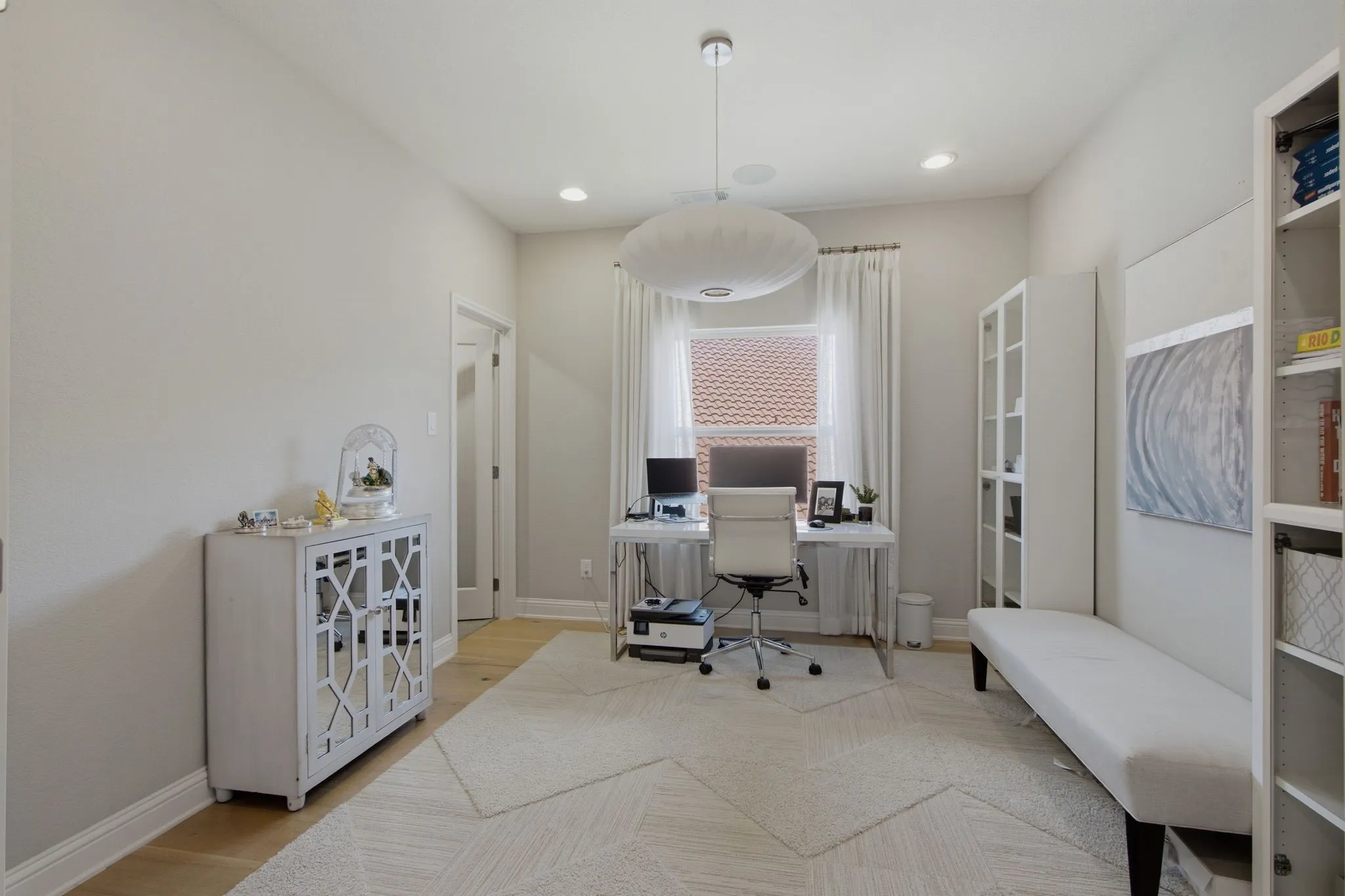 Single Family Residence For Sale in Dallas County , 744 E Lake Drive, Coppell, Texas 75019, 5 Bedroom, 5 Bathroom, 2 Garage spaces, 3,936 Sqft, built in 2015, mls#21314949, Real Estate Agent in Coppell, Homes For Sale in Dallas county, Homes For Sale in Coppell, Realtor in Coppell Texas, Real Estate Brokerage Independent Realty Texas, Luminita Cordes Realtor