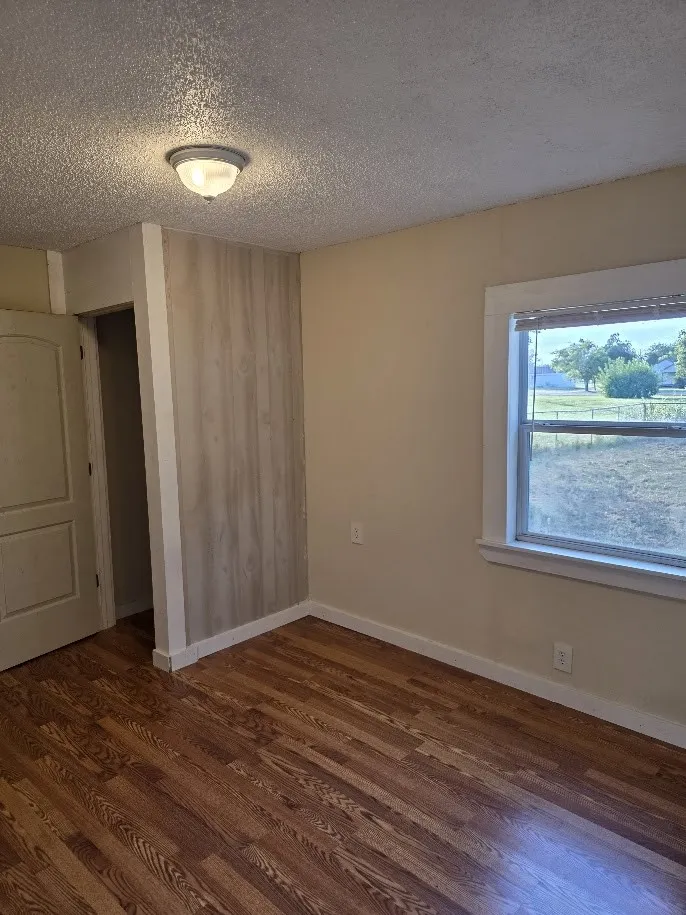 Single Family Residence For Sale in Falls County , 916 West Avenue B, Rosebud, Texas 76570, 3 Bedroom, 1 Bathroom, Garage spaces, 1,120 Sqft, built in 2014, mls#21323663, Real Estate Agent in Rosebud, Homes For Sale in Falls county, Homes For Sale in Rosebud, Realtor in Rosebud Texas, Real Estate Brokerage Independent Realty Texas, Luminita Cordes Realtor