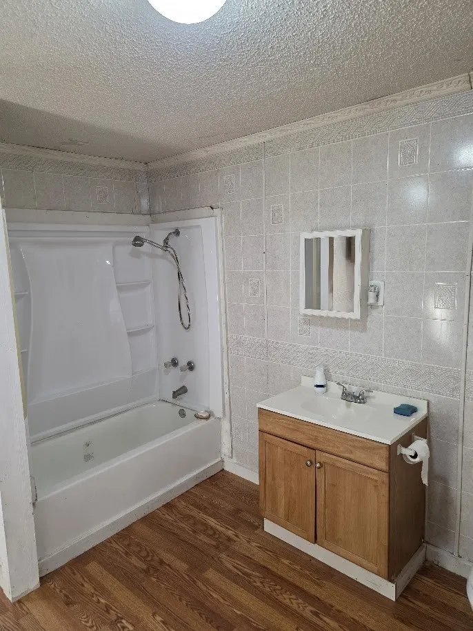 Single Family Residence For Sale in Falls County , 916 West Avenue B, Rosebud, Texas 76570, 3 Bedroom, 1 Bathroom, Garage spaces, 1,120 Sqft, built in 2014, mls#21323663, Real Estate Agent in Rosebud, Homes For Sale in Falls county, Homes For Sale in Rosebud, Realtor in Rosebud Texas, Real Estate Brokerage Independent Realty Texas, Luminita Cordes Realtor