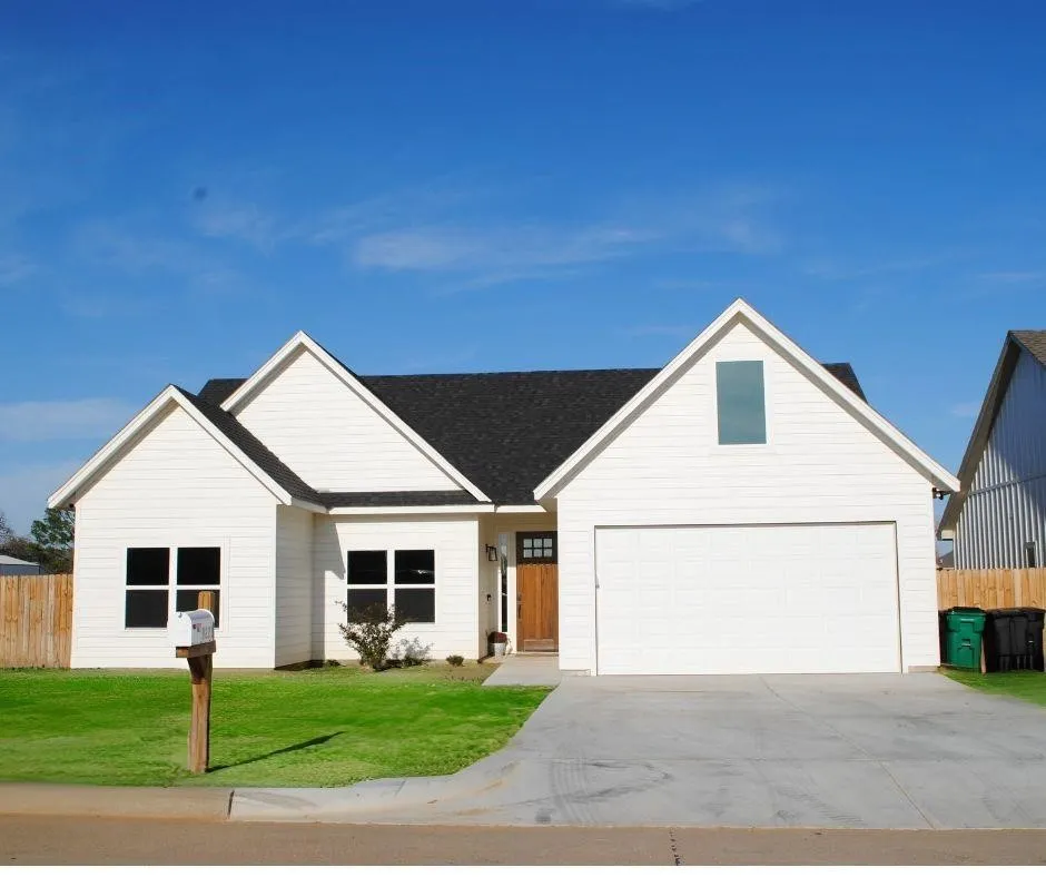 Single Family Residence For Sale in Hood County , 9221 Parkview, Tolar, Texas 76476, 3 Bedroom, 2 Bathroom, 2 Garage spaces, 1,458 Sqft, built in 2025, mls#21324713, Real Estate Agent in Tolar, Homes For Sale in Hood county, Homes For Sale in Tolar, Realtor in Tolar Texas, Real Estate Brokerage Independent Realty Texas, Luminita Cordes Realtor