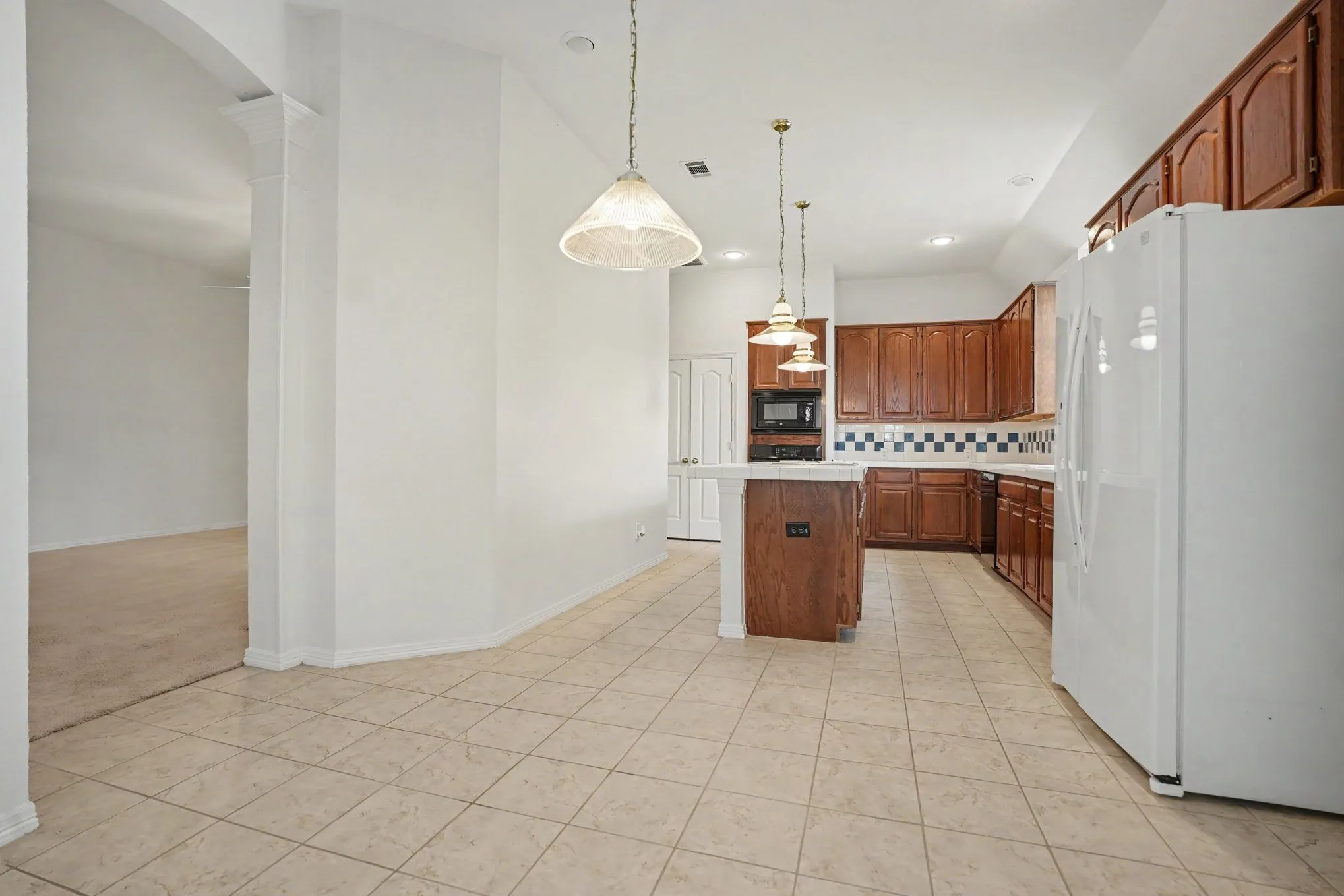 Single Family Residence For Sale in Dallas County , 2813 Persimmon Place, Rowlett, Texas 75088, 3 Bedroom, 3 Bathroom, 2 Garage spaces, 2,489 Sqft, built in 1994, mls#21324656, Real Estate Agent in Rowlett, Homes For Sale in Dallas county, Homes For Sale in Rowlett, Realtor in Rowlett Texas, Real Estate Brokerage Independent Realty Texas, Luminita Cordes Realtor
