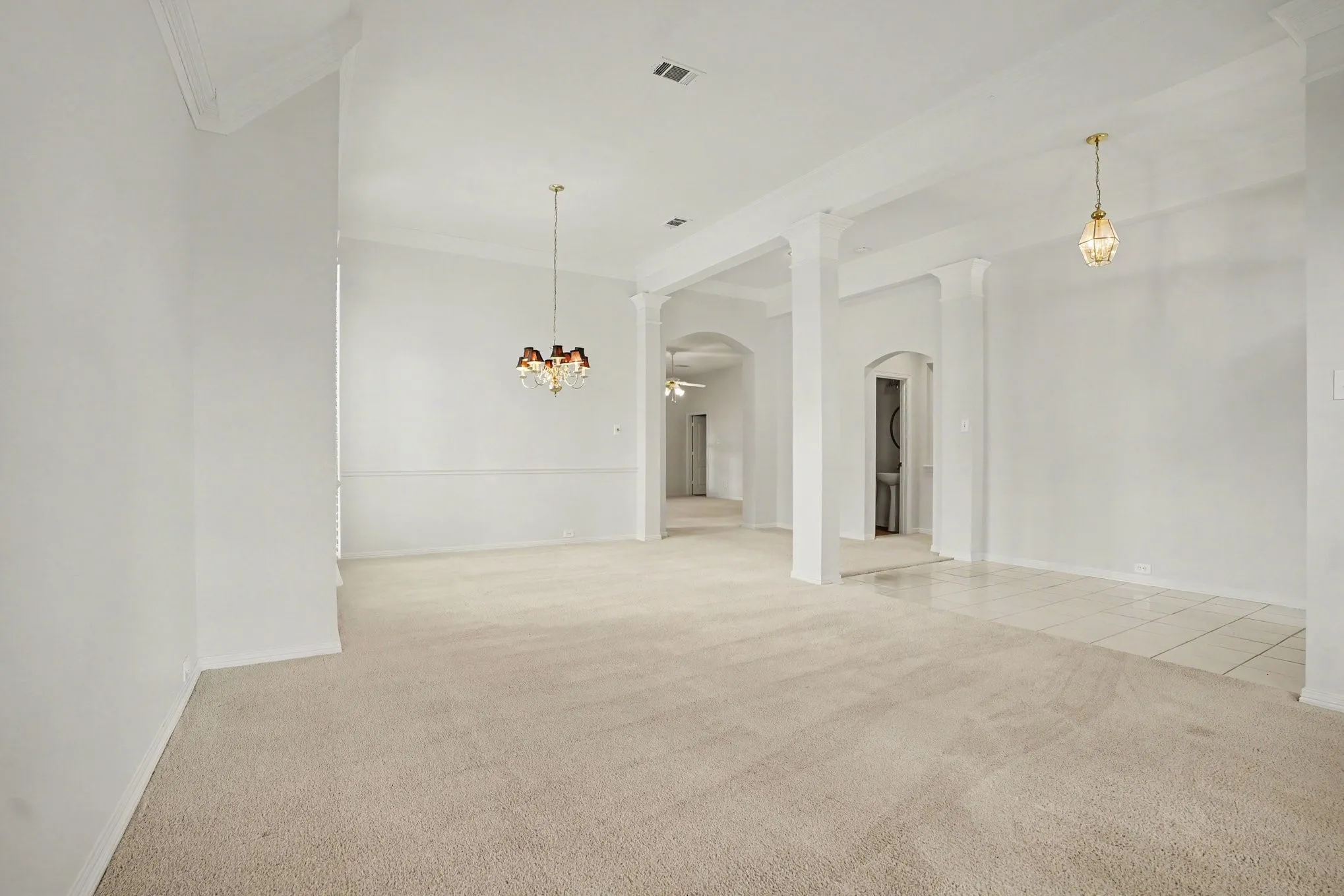 Single Family Residence For Sale in Dallas County , 2813 Persimmon Place, Rowlett, Texas 75088, 3 Bedroom, 3 Bathroom, 2 Garage spaces, 2,489 Sqft, built in 1994, mls#21324656, Real Estate Agent in Rowlett, Homes For Sale in Dallas county, Homes For Sale in Rowlett, Realtor in Rowlett Texas, Real Estate Brokerage Independent Realty Texas, Luminita Cordes Realtor