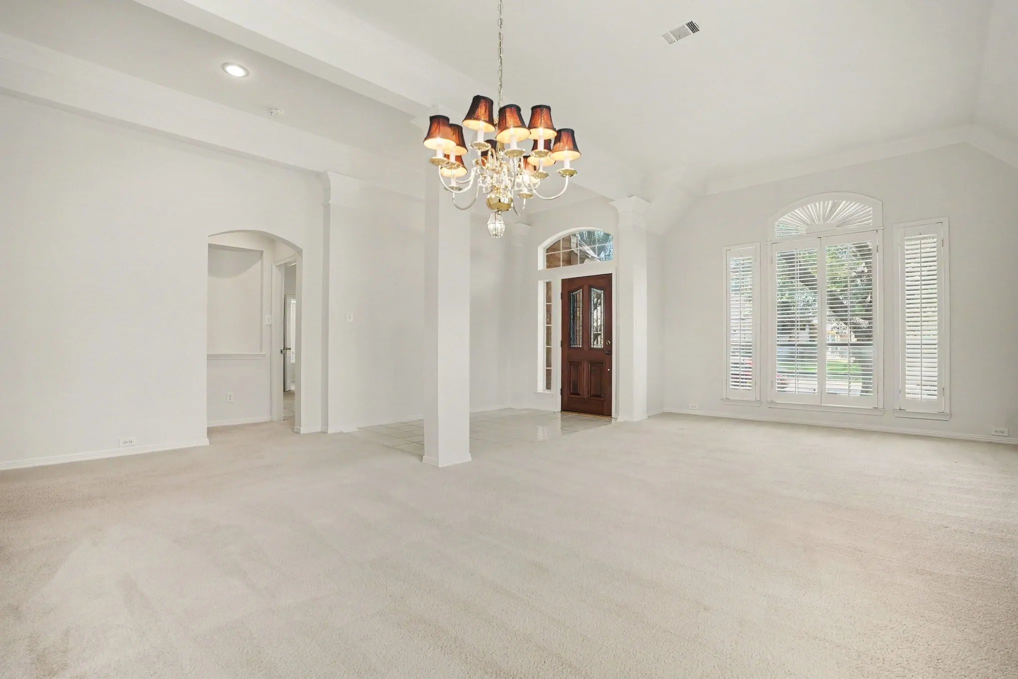 Single Family Residence For Sale in Dallas County , 2813 Persimmon Place, Rowlett, Texas 75088, 3 Bedroom, 3 Bathroom, 2 Garage spaces, 2,489 Sqft, built in 1994, mls#21324656, Real Estate Agent in Rowlett, Homes For Sale in Dallas county, Homes For Sale in Rowlett, Realtor in Rowlett Texas, Real Estate Brokerage Independent Realty Texas, Luminita Cordes Realtor