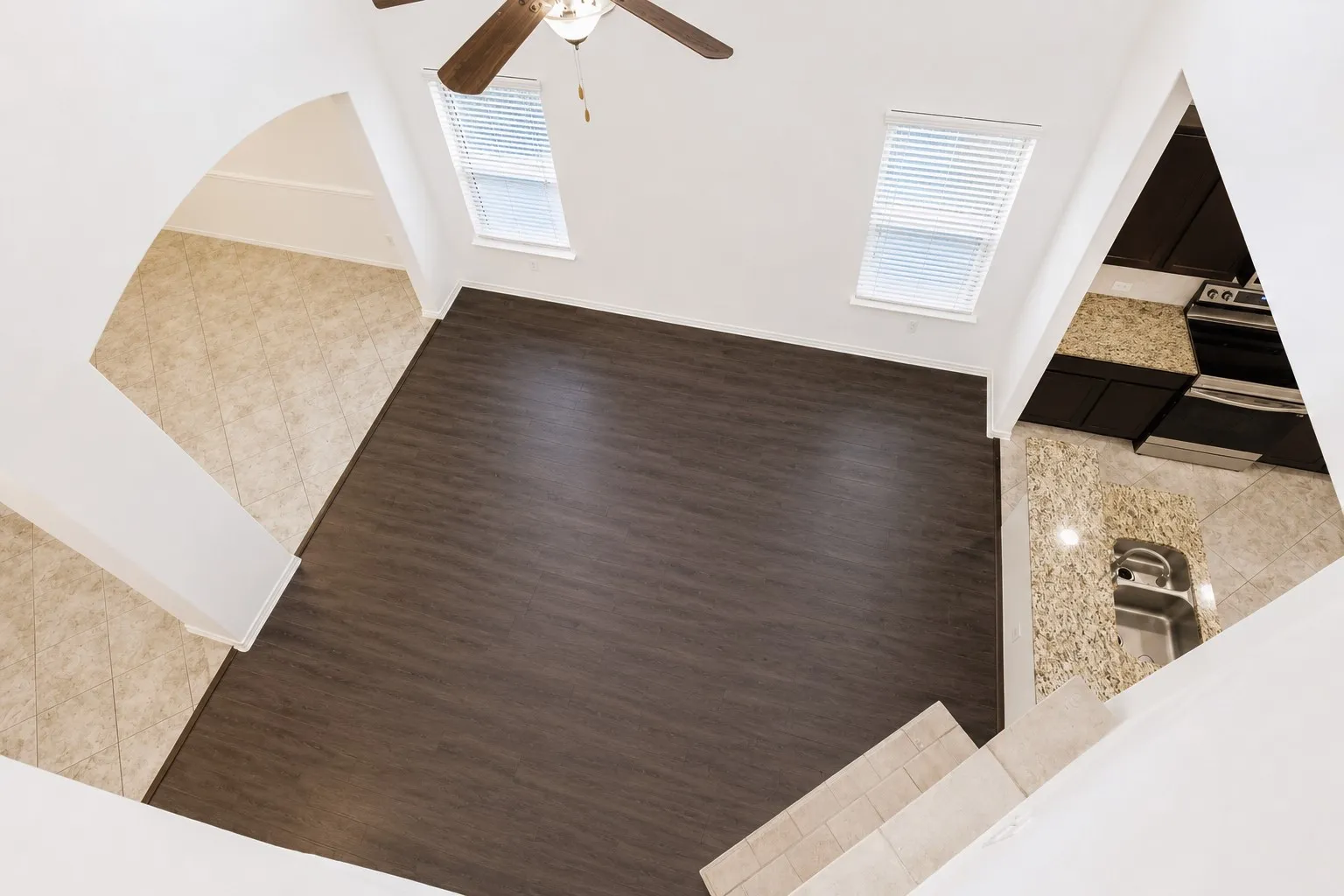 Single Family Residence For Rent in Denton County , 9113 Holliday Lane, Aubrey, Texas 76227, 4 Bedroom, 3 Bathroom, 2 Garage spaces, 2,184 Sqft, built in 2015, mls#21324023, Real Estate Agent in Aubrey, Homes For Rent in Denton county, Homes For Rent in Aubrey, Realtor in Aubrey Texas, Real Estate Brokerage Independent Realty Texas, Luminita Cordes Realtor