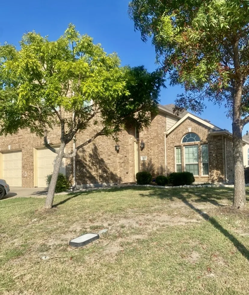 Single Family Residence For Sale in Kaufman County , 1021 Hummingbird Court, Forney, Texas 75126, 5 Bedrooms, 3 Bathrooms, 2 Garage spaces, 2,474 Sqft, built in 2016, Price $350,000, mls#21324912, Real Estate Agent in Forney, Homes For Sale in Kaufman county, Homes For Sale in Forney, Realtor in Forney Texas, Real Estate Brokerage Independent Realty Texas, Luminita Cordes Realtor