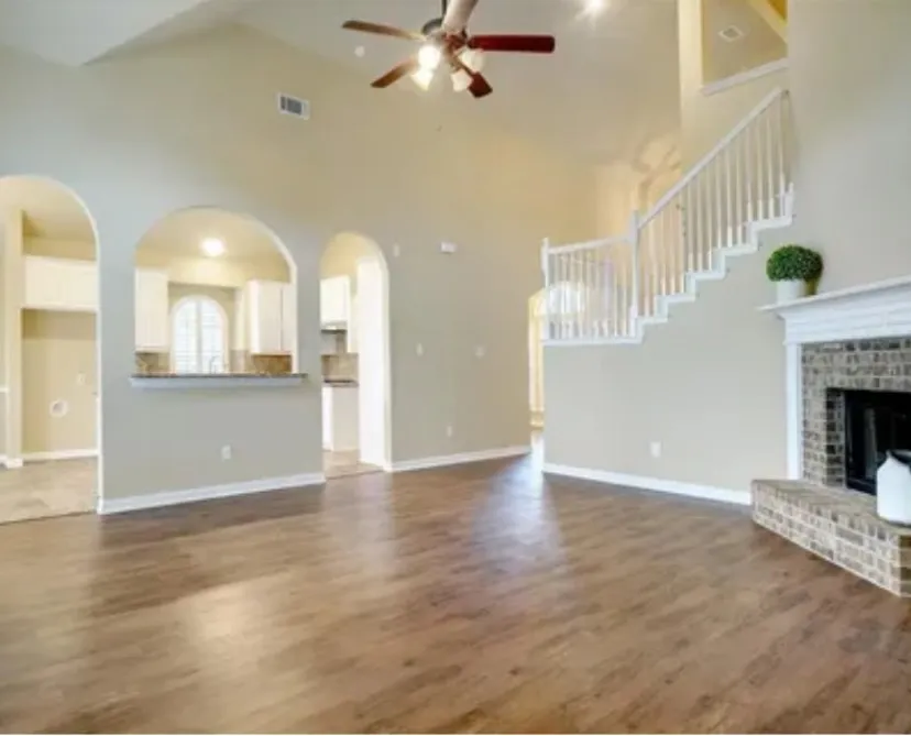 Single Family Residence For Sale in Kaufman County , 1021 Hummingbird Court, Forney, Texas 75126, 5 Bedrooms, 3 Bathrooms, 2 Garage spaces, 2,474 Sqft, built in 2016, Price $350,000, mls#21324912, Real Estate Agent in Forney, Homes For Sale in Kaufman county, Homes For Sale in Forney, Realtor in Forney Texas, Real Estate Brokerage Independent Realty Texas, Luminita Cordes Realtor