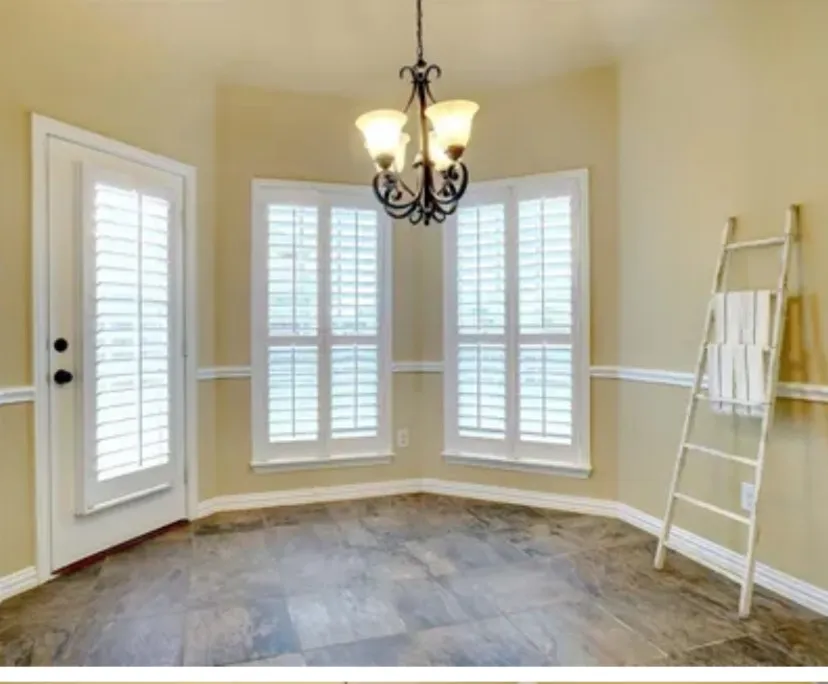 Single Family Residence For Sale in Kaufman County , 1021 Hummingbird Court, Forney, Texas 75126, 5 Bedrooms, 3 Bathrooms, 2 Garage spaces, 2,474 Sqft, built in 2016, Price $350,000, mls#21324912, Real Estate Agent in Forney, Homes For Sale in Kaufman county, Homes For Sale in Forney, Realtor in Forney Texas, Real Estate Brokerage Independent Realty Texas, Luminita Cordes Realtor