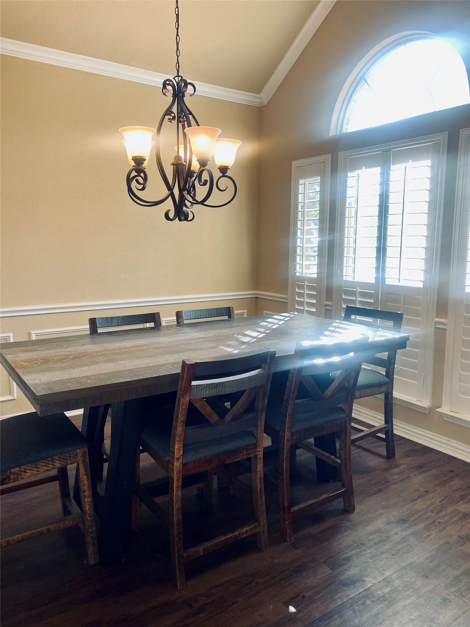 Single Family Residence For Sale in Kaufman County , 1021 Hummingbird Court, Forney, Texas 75126, 5 Bedrooms, 3 Bathrooms, 2 Garage spaces, 2,474 Sqft, built in 2016, Price $350,000, mls#21324912, Real Estate Agent in Forney, Homes For Sale in Kaufman county, Homes For Sale in Forney, Realtor in Forney Texas, Real Estate Brokerage Independent Realty Texas, Luminita Cordes Realtor