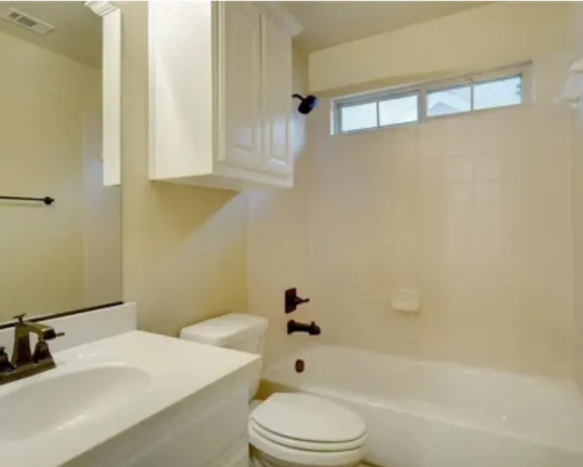 Upstairs bathroom