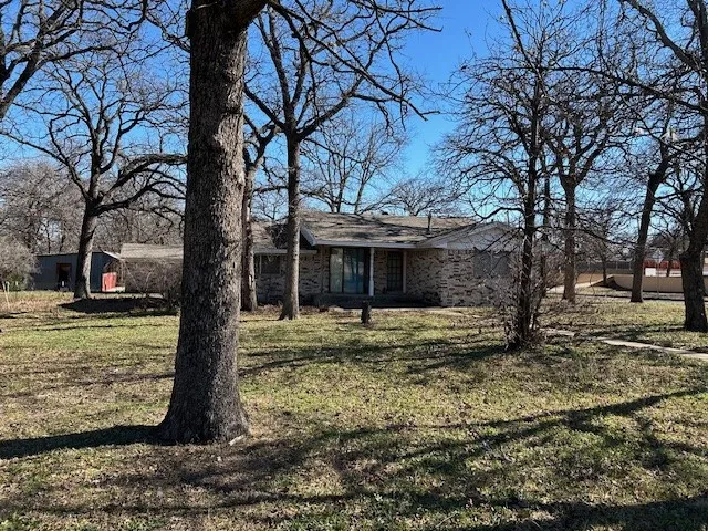 Retail For Sale in Tarrant County , 904 Boyd Road, Azle, Texas 76020, 0, 0, Garage spaces, 0 Sqft, built in 1962, Price $425,000, mls#21324923, Real Estate Agent in Azle, Homes For Sale in Tarrant county, Homes For Sale in Azle, Realtor in Azle Texas, Real Estate Brokerage Independent Realty Texas, Luminita Cordes Realtor