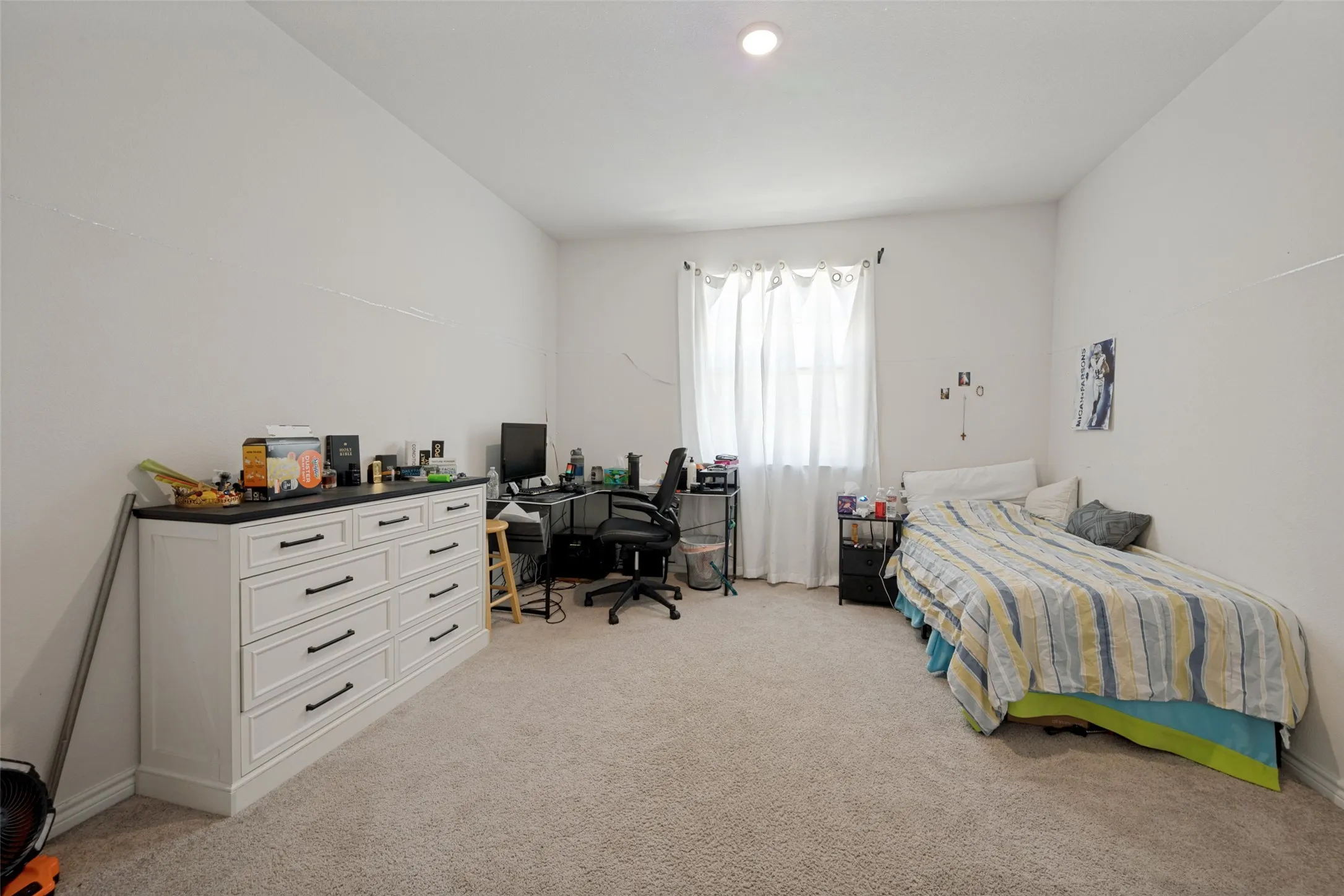 Single Family Residence For Sale in Tarrant County , 712 Matador Lane, Arlington, Texas 76002, 5 Bedrooms, 4 Bathrooms, 2 Garage spaces, 3,443 Sqft, built in 2023, Price $596,888, mls#21324462, Real Estate Agent in Arlington, Homes For Sale in Tarrant county, Homes For Sale in Arlington, Realtor in Arlington Texas, Real Estate Brokerage Independent Realty Texas, Luminita Cordes Realtor